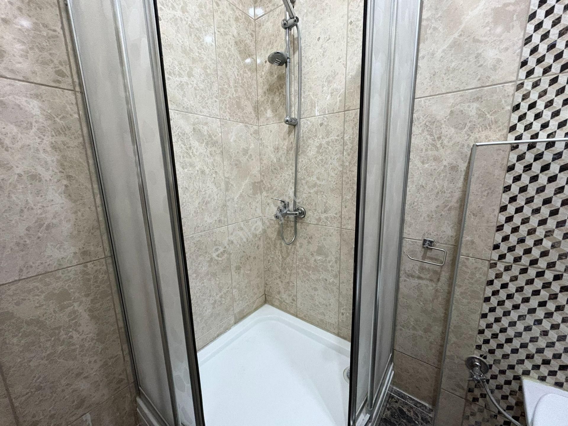 Değirmenyolunda Altıntepe Kızılaya Yakın 2+1 70 M² Net Kullanım - Görsel 24