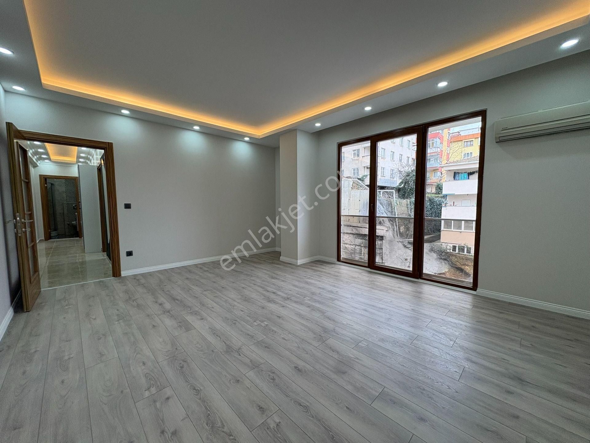 Değirmenyolunda Altıntepe Kızılaya Yakın 2+1 70 M² Net Kullanım - Görsel 3