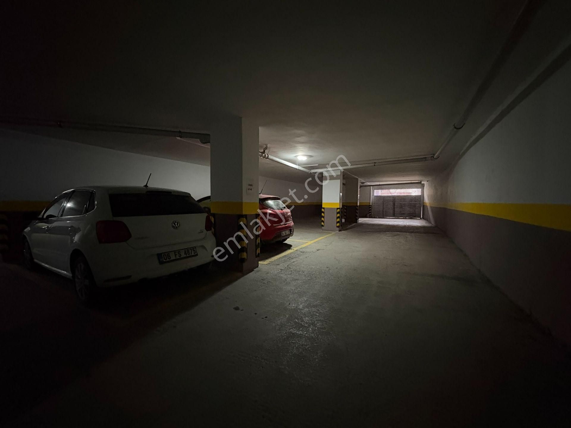 Değirmenyolunda Altıntepe Kızılaya Yakın 2+1 70 M² Net Kullanım - Görsel 30