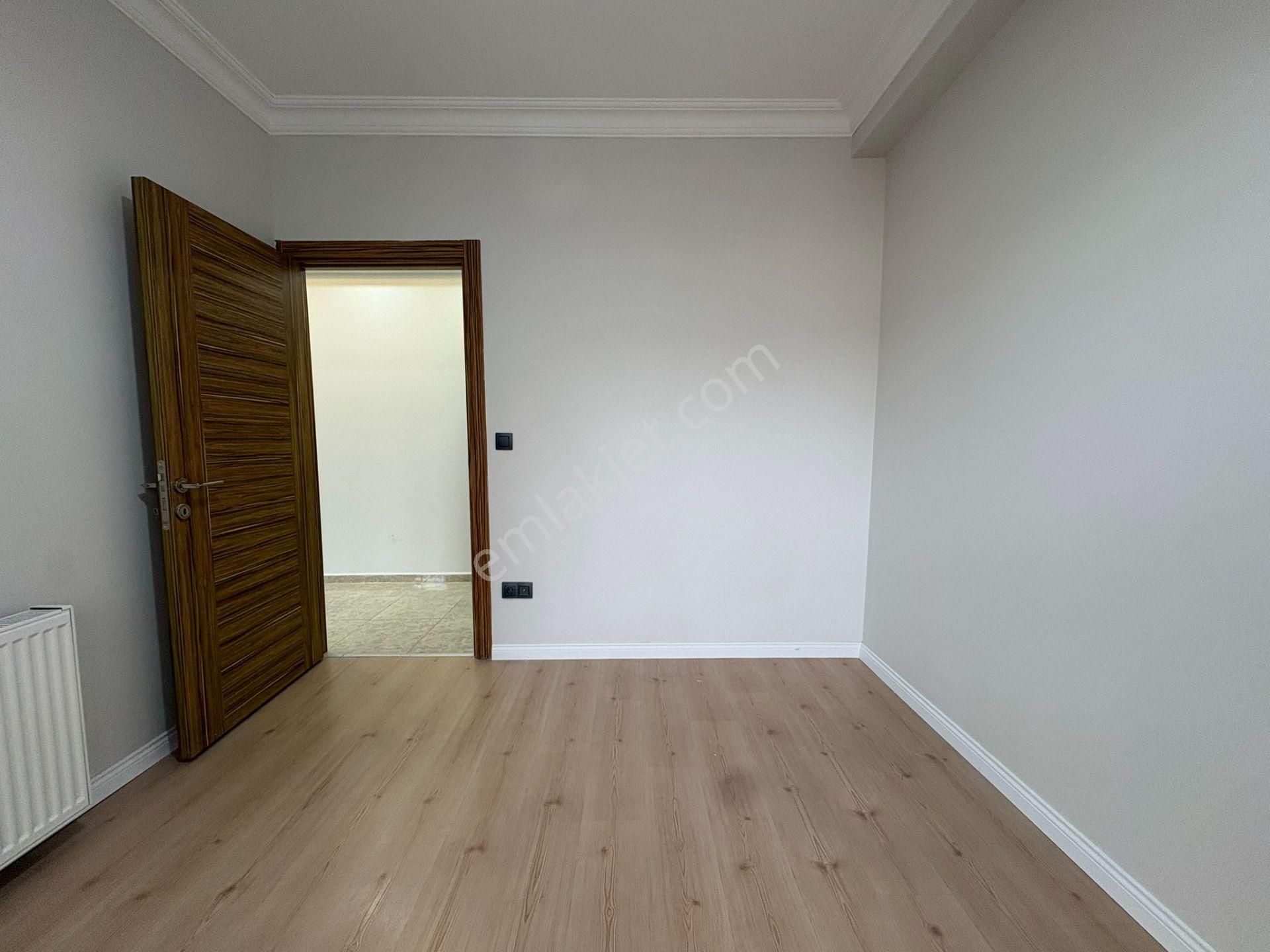 Değirmenyolunda Altıntepe Kızılaya Yakın 2+1 70 M² Net Kullanım - Görsel 21