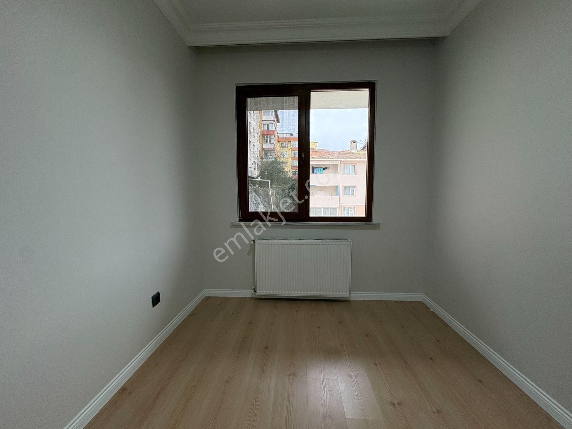 Değirmenyolunda Altıntepe Kızılaya Yakın 2+1 70 M² Net Kullanım - Görsel 16
