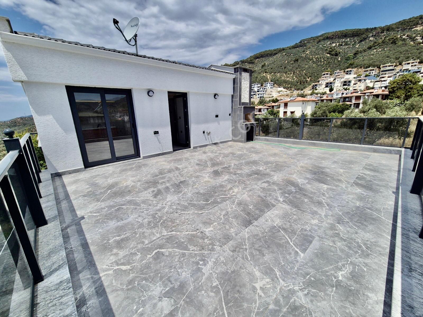 ▓karabuluttan▓deniz Manzaralı Jakuzi & Türk Hamamı & Havuzlu Sıfır Lüx Villa - Görsel 14