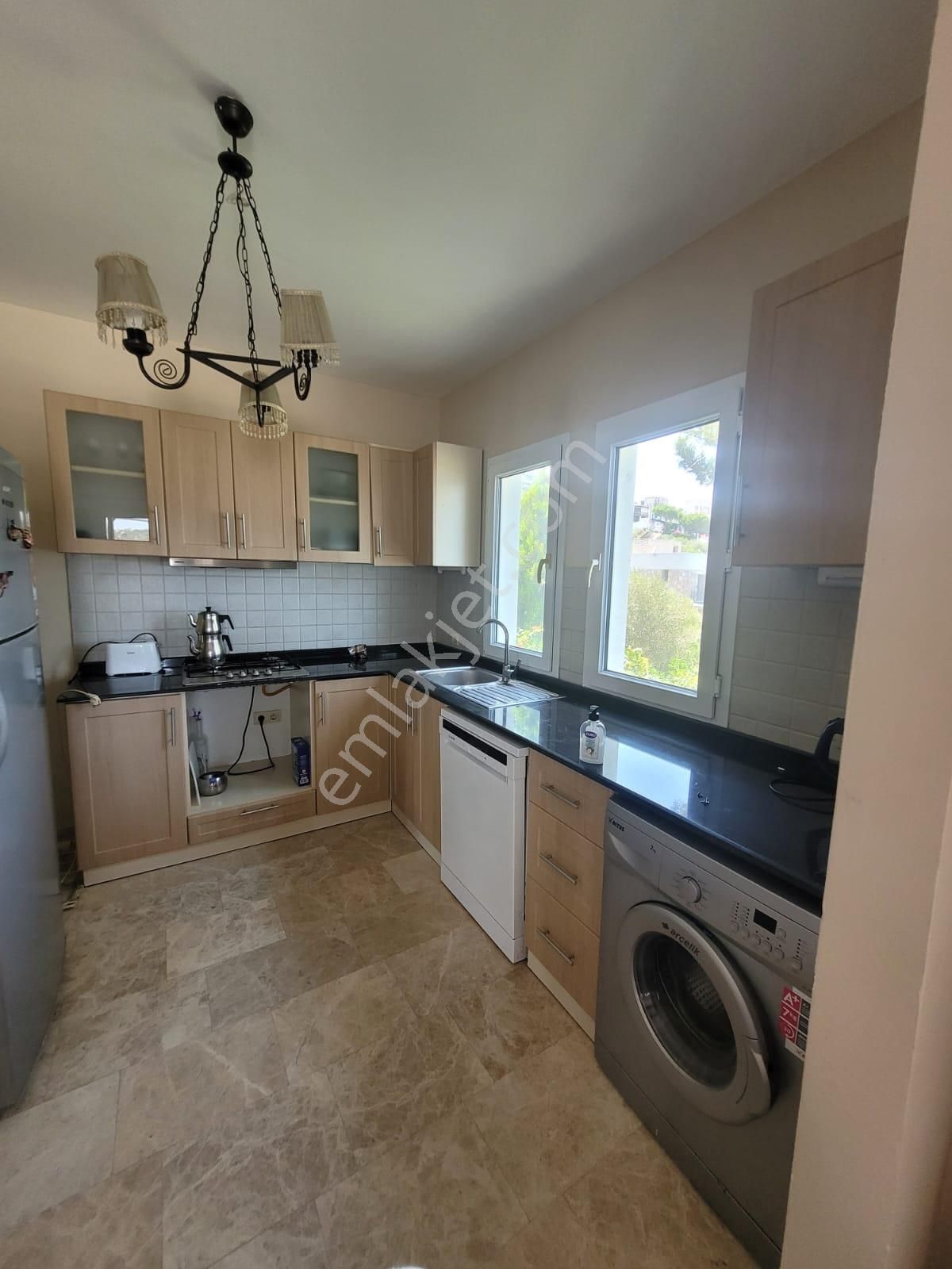 Bodrum Boğaziçi Turqoise Bay Sitesinde Ful Manzaralı Plajlı Villa - Görsel 13