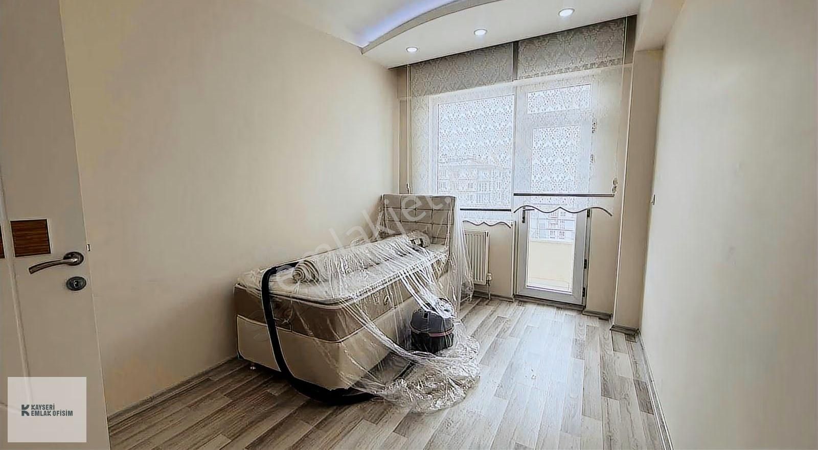 Talas Mevlana Mah.4+1 Geniş Satılık Daire - Görsel 15