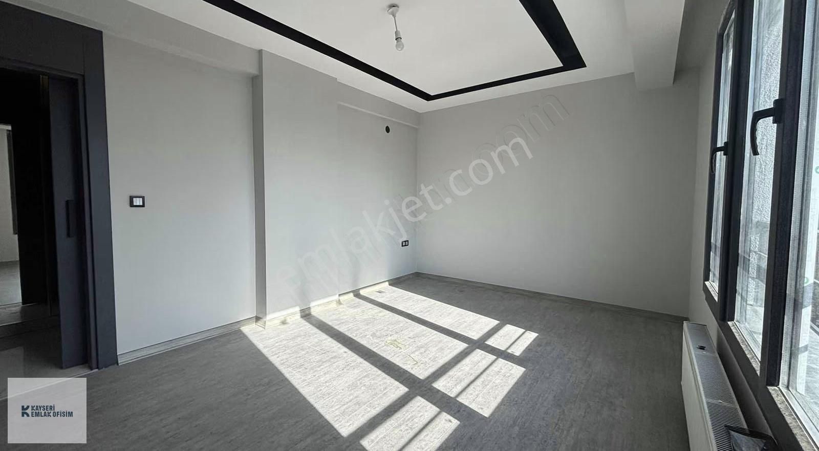 Hocaahmet Yesevi Mah. 2.5+1 Sıfır Daire - Görsel 18