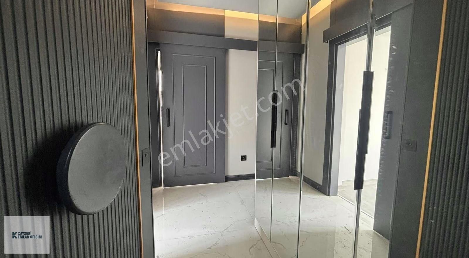 Hocaahmet Yesevi Mah. 2.5+1 Sıfır Daire - Görsel 20