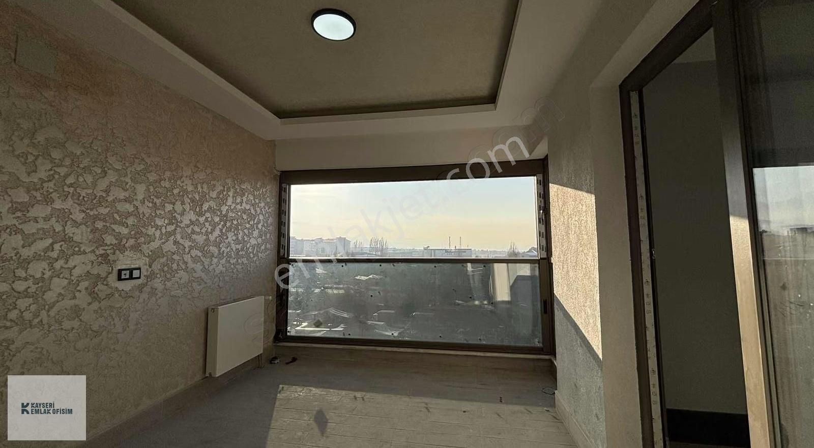 Talas Yenidoğan Mah.öztoprak İnşaat 3.5+1 Lüks Satılık Daire - Görsel 4