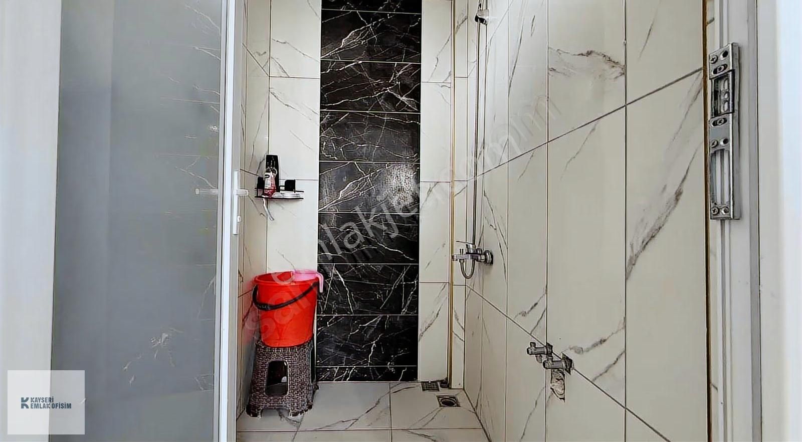 Bahçelievler Serkent'te Cadde Üzeri 3+1 Satılık Geniş Daire - Görsel 21