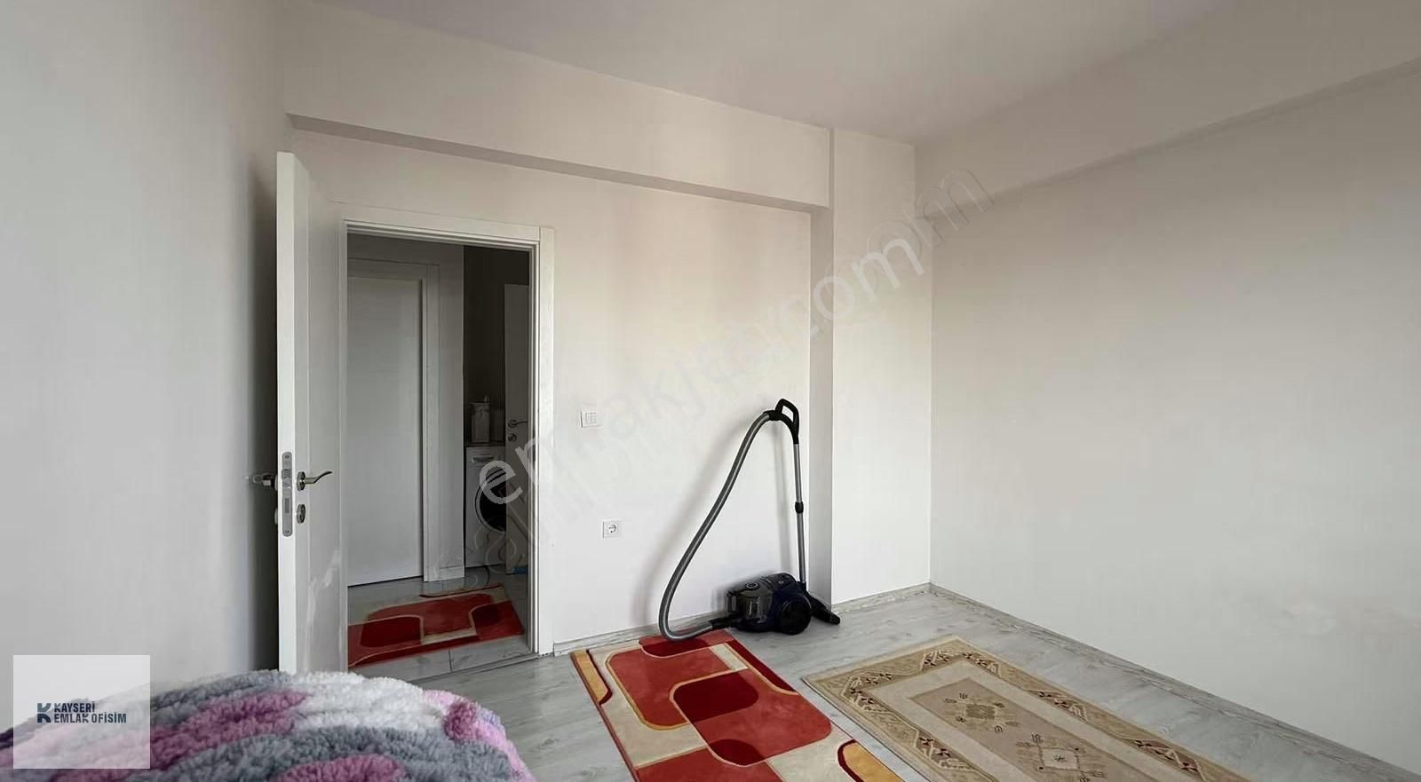 Bahçelievler Serkent'te Cadde Üzeri 3+1 Satılık Geniş Daire - Görsel 5