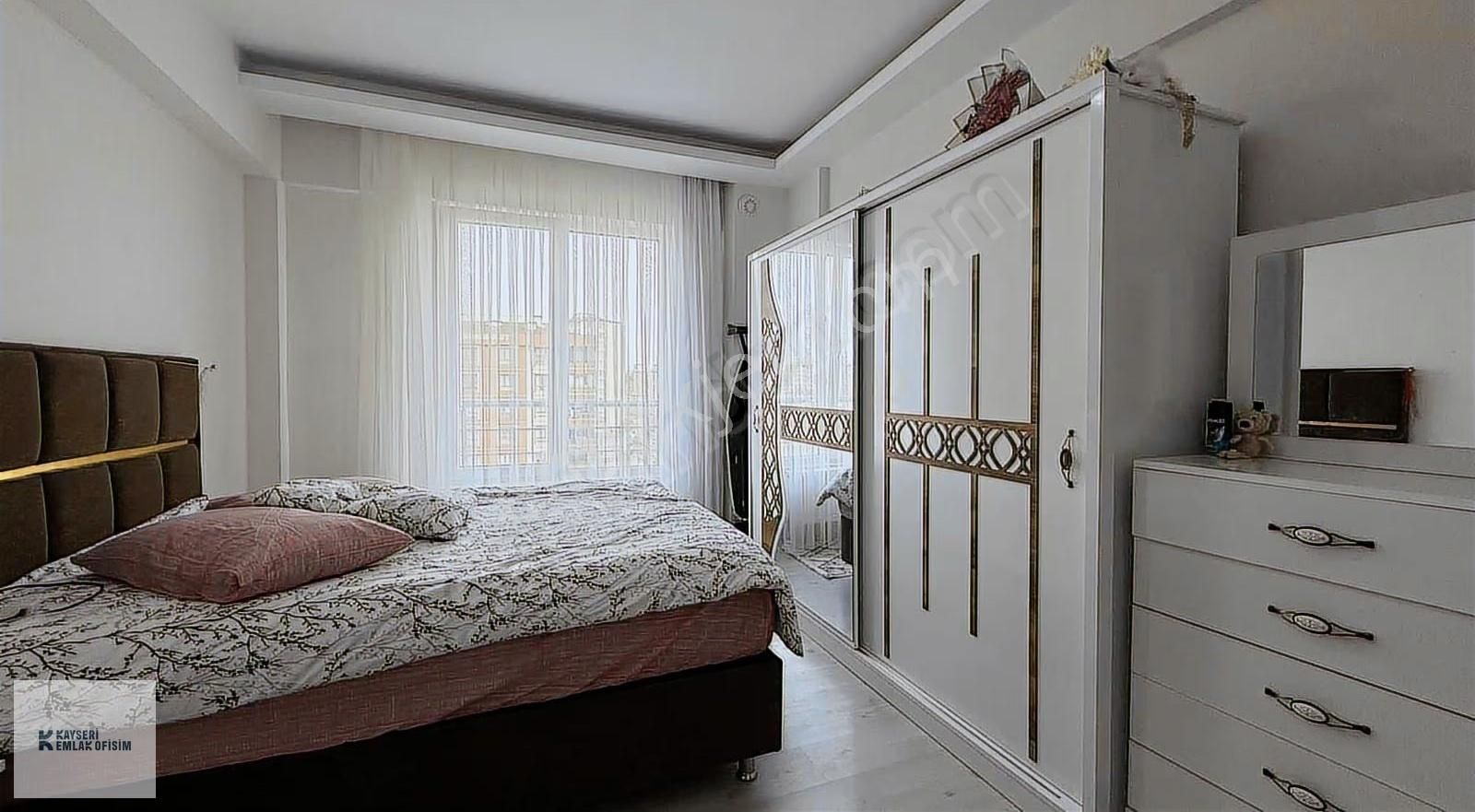 Bahçelievler Serkent'te Cadde Üzeri 3+1 Satılık Geniş Daire - Görsel 27