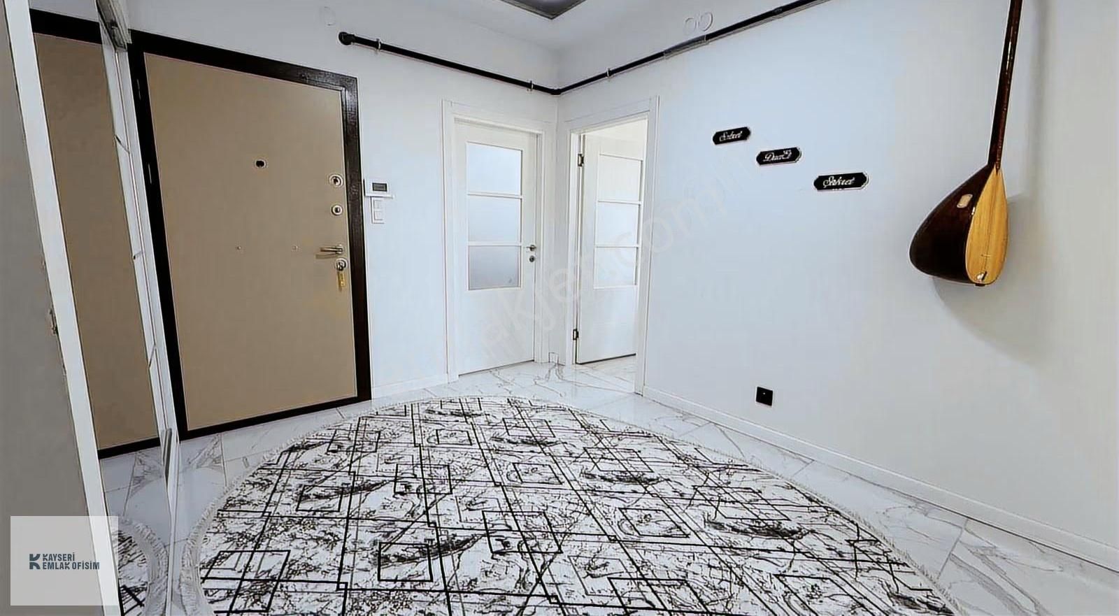 Bahçelievler Serkent'te Cadde Üzeri 3+1 Satılık Geniş Daire - Görsel 7