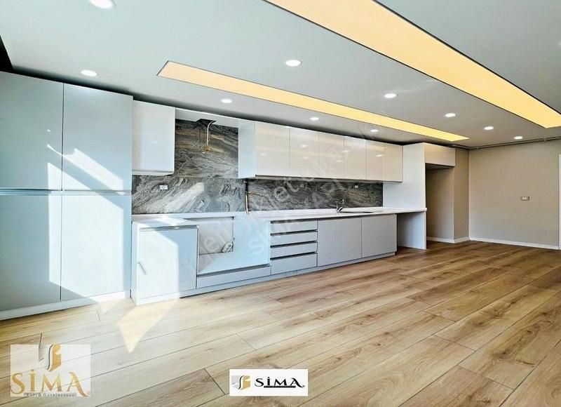Metrobüse Yakın Cadde Üzeri Güvenlikli Site İçi 2+1 Daire - Görsel 6
