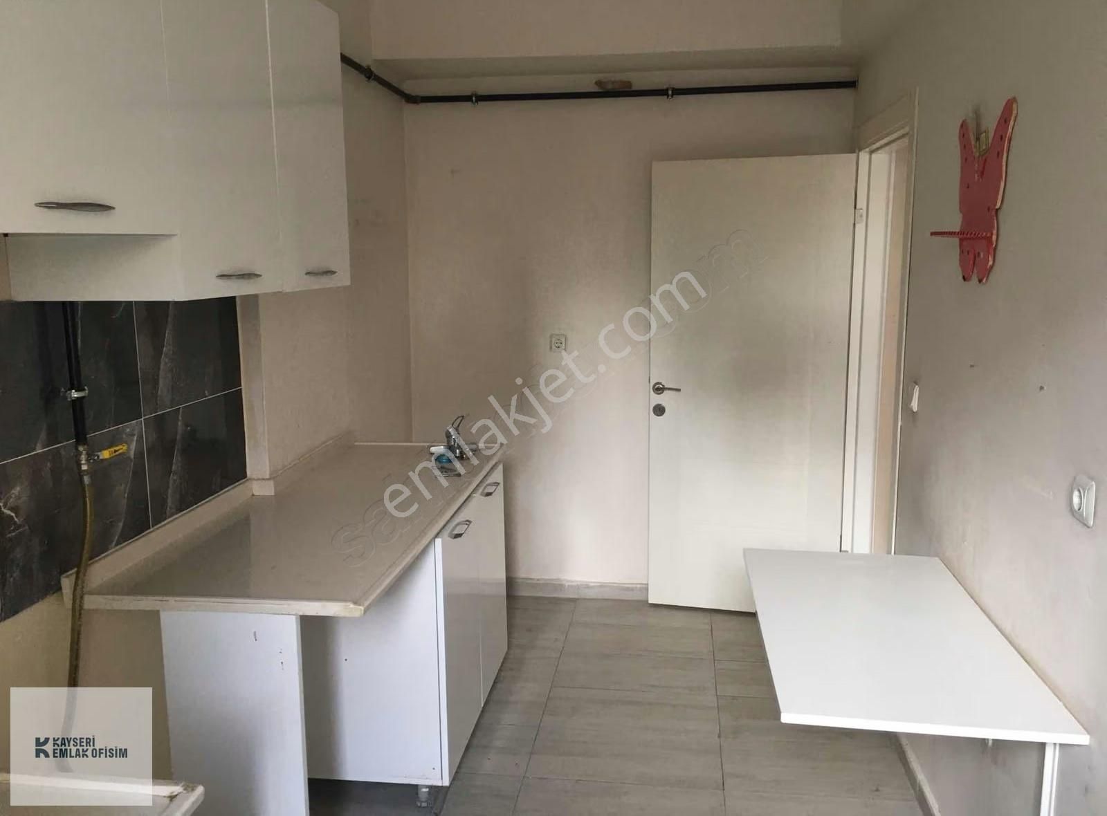 Erkilet Ertuğrul Gazi Mah.2+1 Kiralık Daire - Görsel 11
