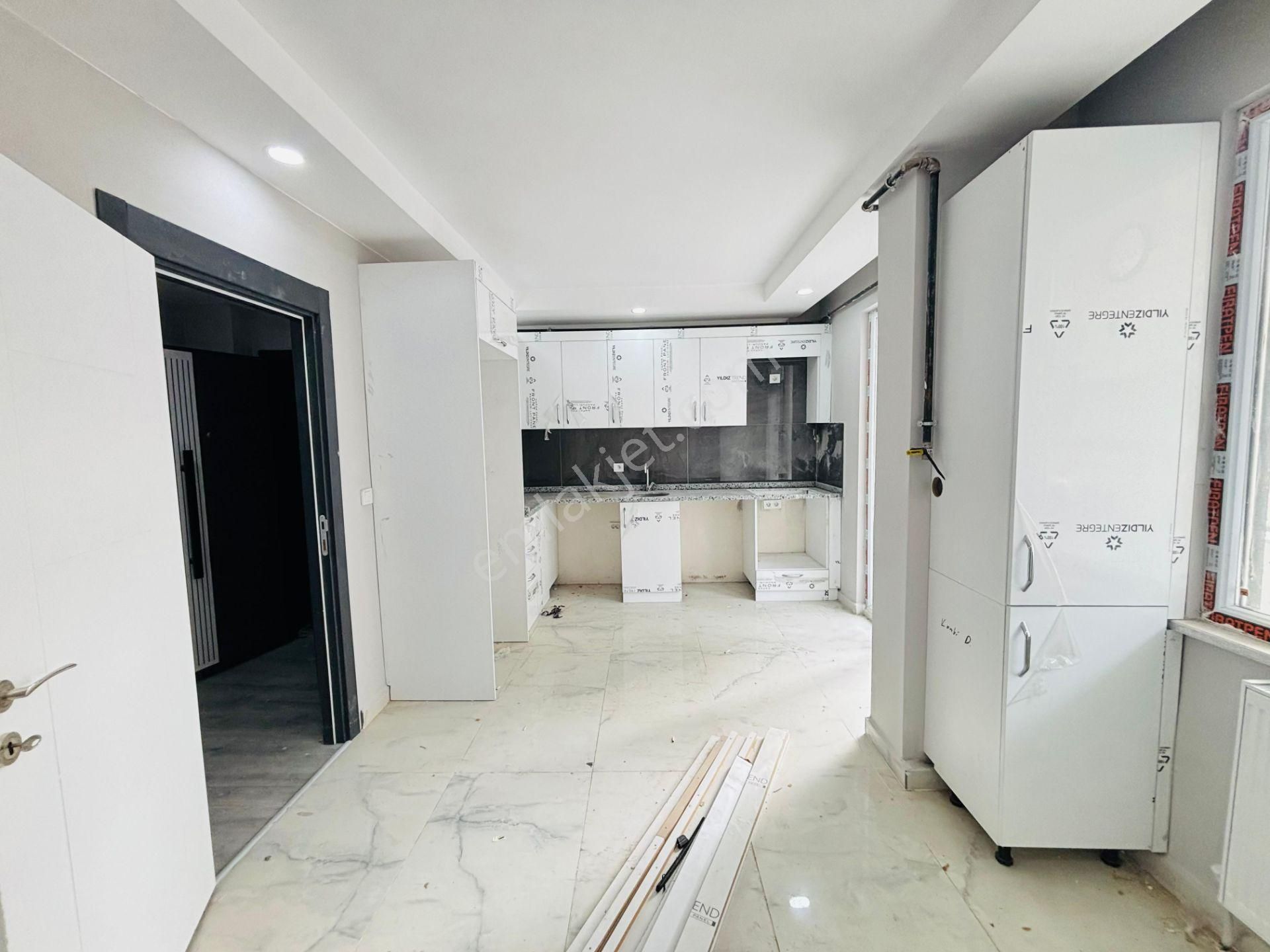 Güven'den Hızlı Tren Yanı Ebevyn Banyolu Arakat Ön Cephe 3+1 Ev! - Görsel 9