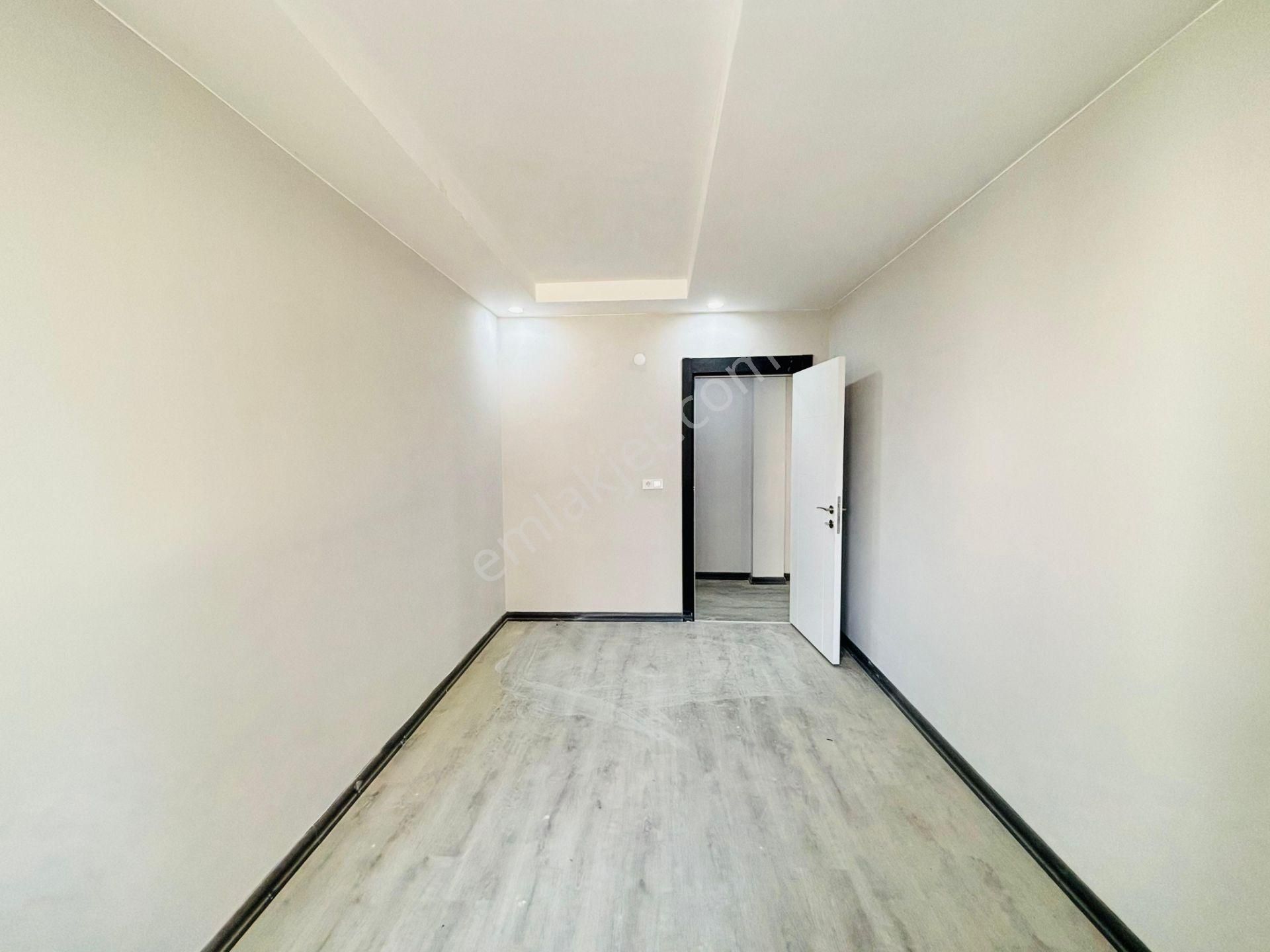 Güven'den Hızlı Tren Yanı Ebevyn Banyolu Arakat Ön Cephe 3+1 Ev! - Görsel 22