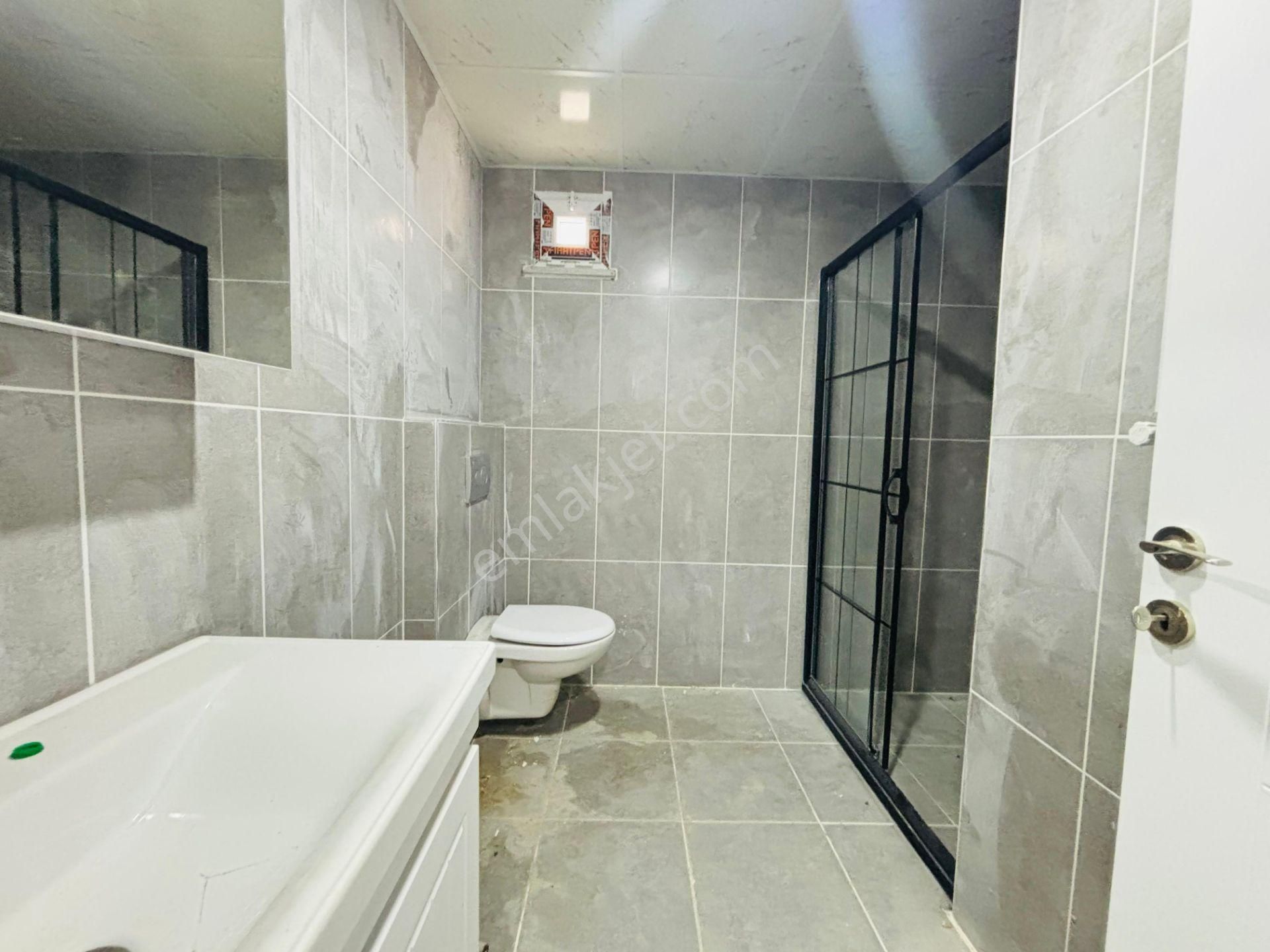 Güven'den Hızlı Tren Yanı Ebevyn Banyolu Arakat Ön Cephe 3+1 Ev! - Görsel 27