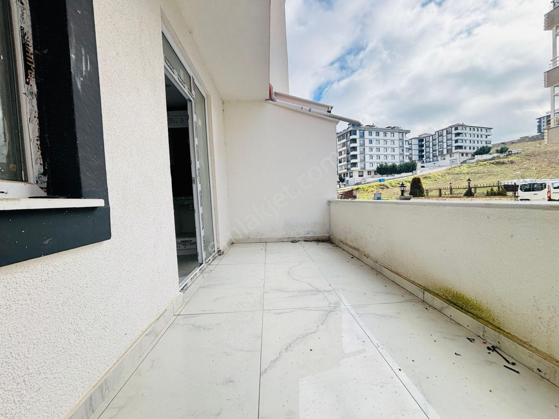 Güven'den Hızlı Tren Yanı Ebevyn Banyolu Arakat Ön Cephe 3+1 Ev! - Görsel 12