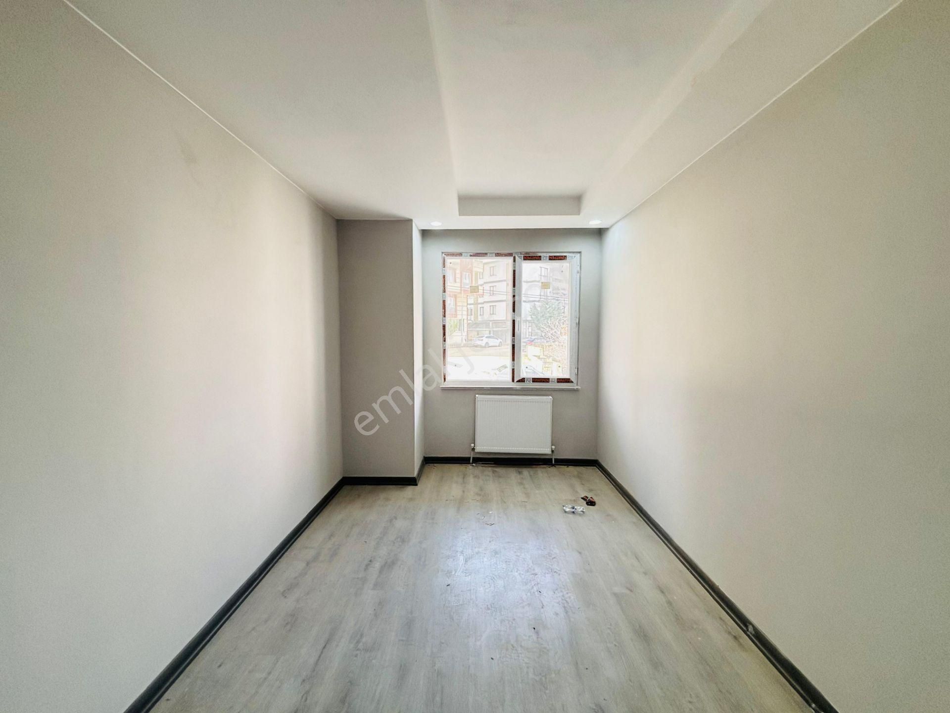 Güven'den Hızlı Tren Yanı Ebevyn Banyolu Arakat Ön Cephe 3+1 Ev! - Görsel 16