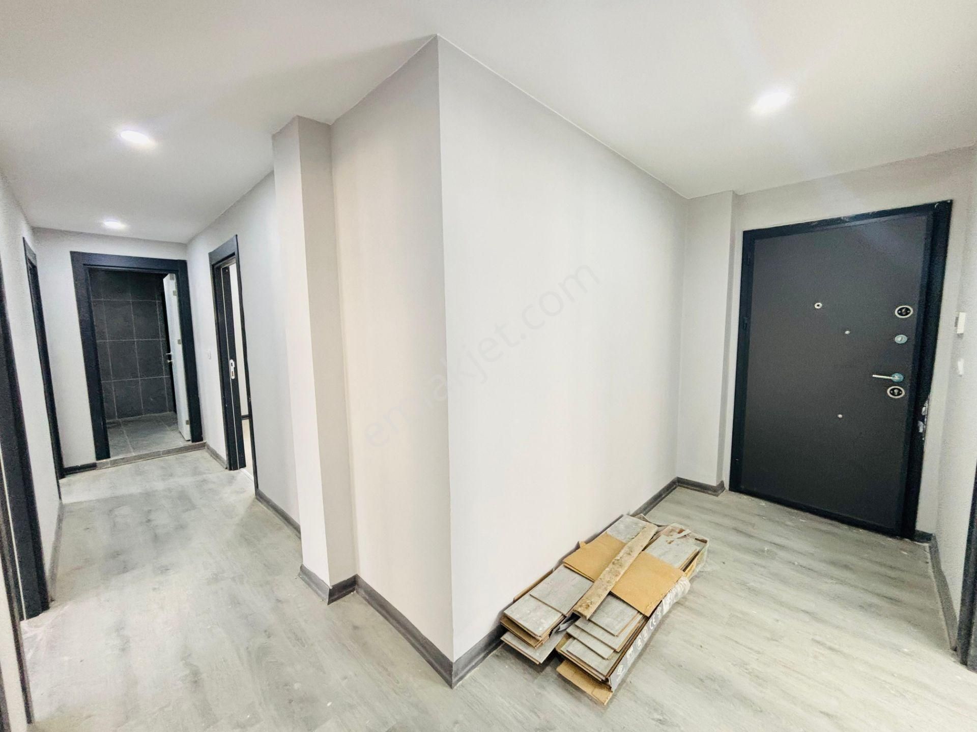 Güven'den Hızlı Tren Yanı Ebevyn Banyolu Arakat Ön Cephe 3+1 Ev! - Görsel 23