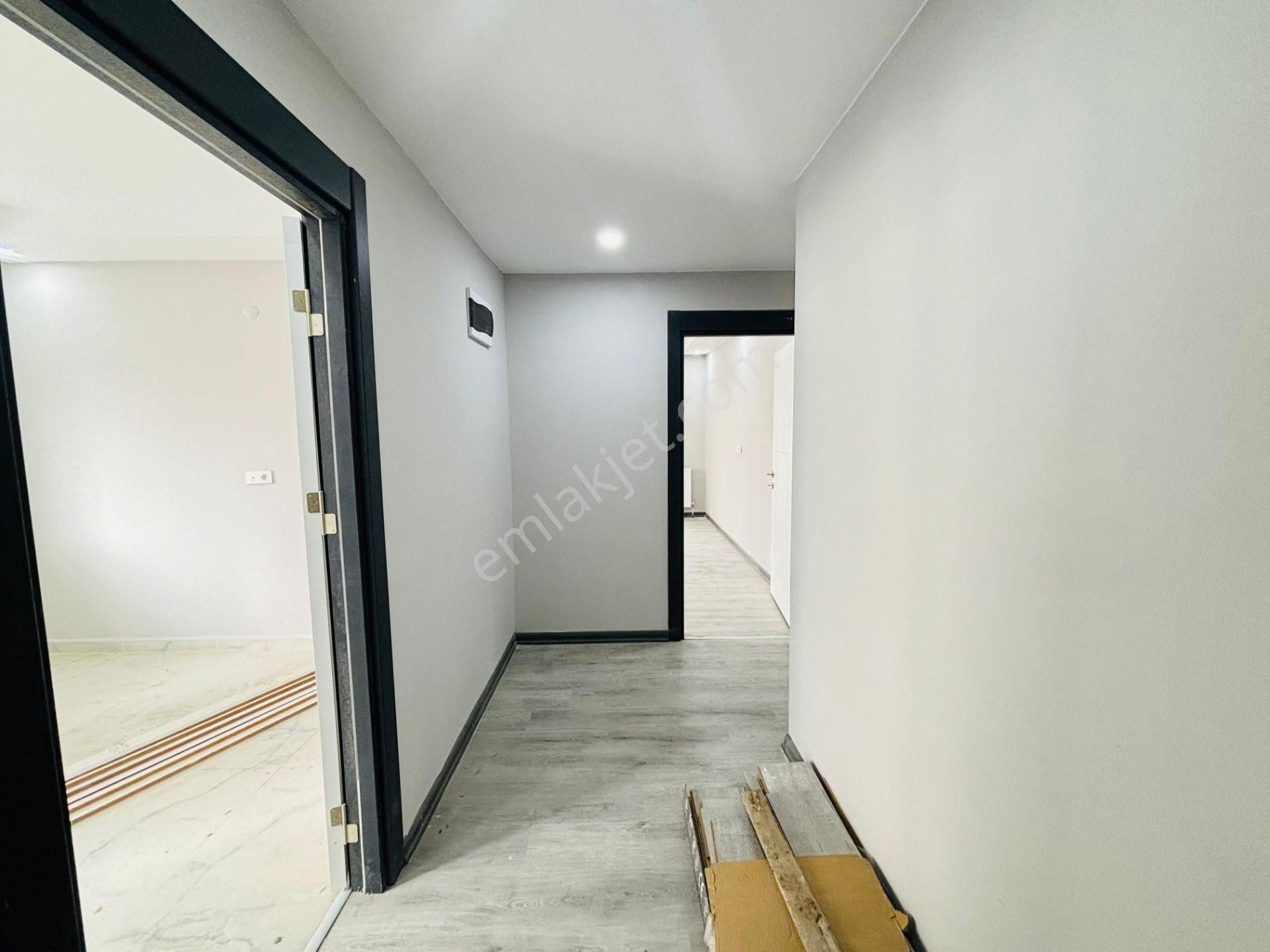 Güven'den Hızlı Tren Yanı Ebevyn Banyolu Arakat Ön Cephe 3+1 Ev! - Görsel 24