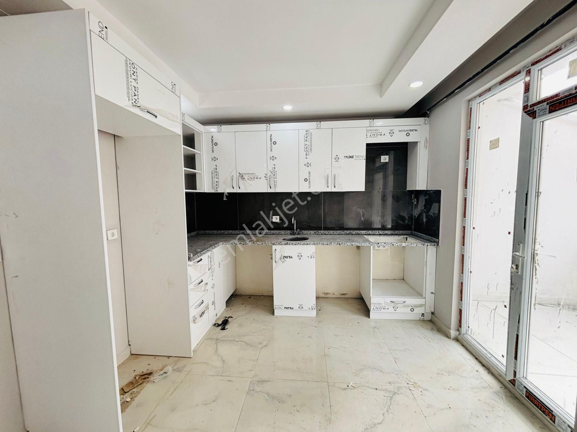 Güven'den Hızlı Tren Yanı Ebevyn Banyolu Arakat Ön Cephe 3+1 Ev! - Görsel 11