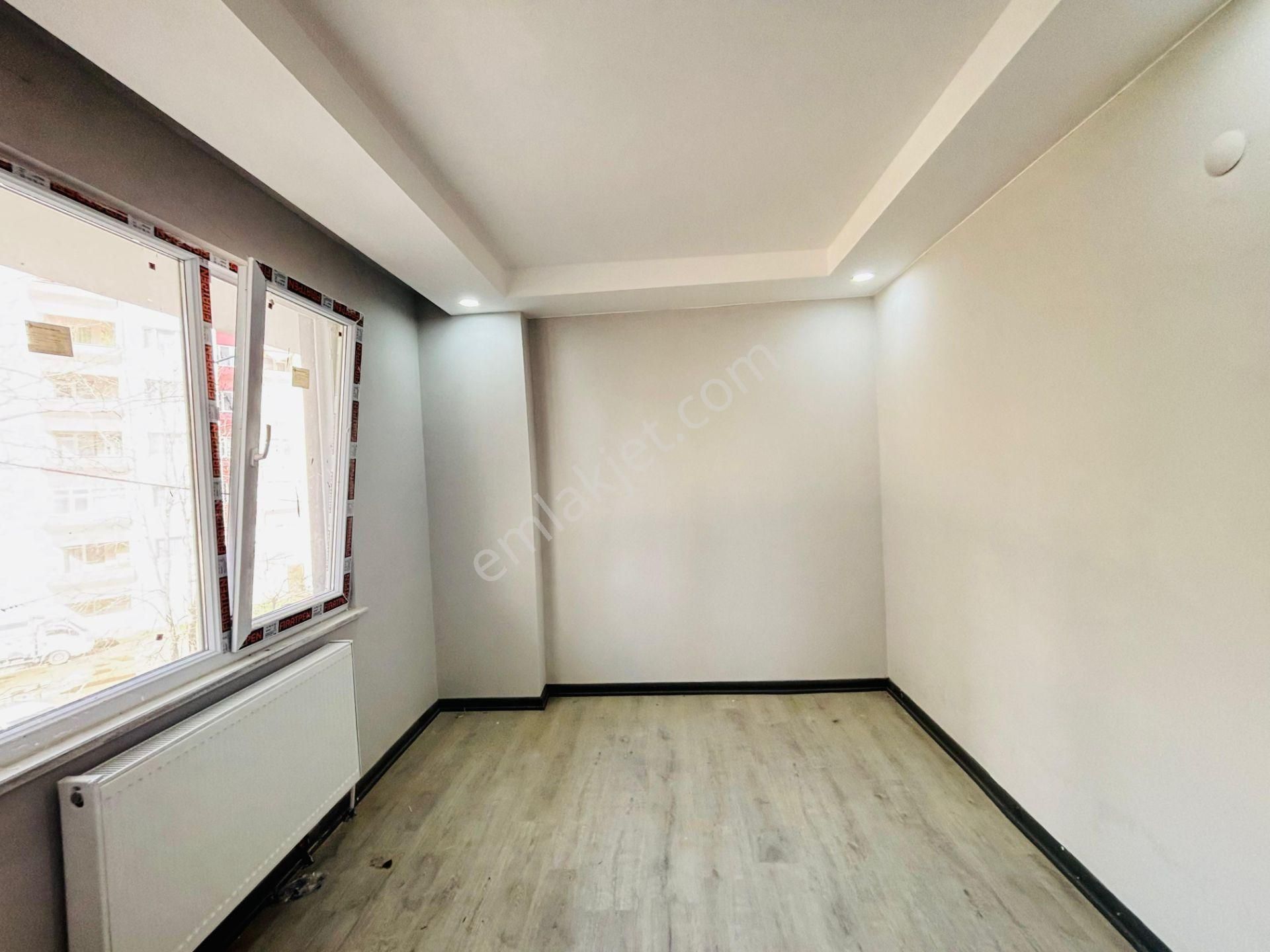 Güven'den Hızlı Tren Yanı Ebevyn Banyolu Arakat Ön Cephe 3+1 Ev! - Görsel 17