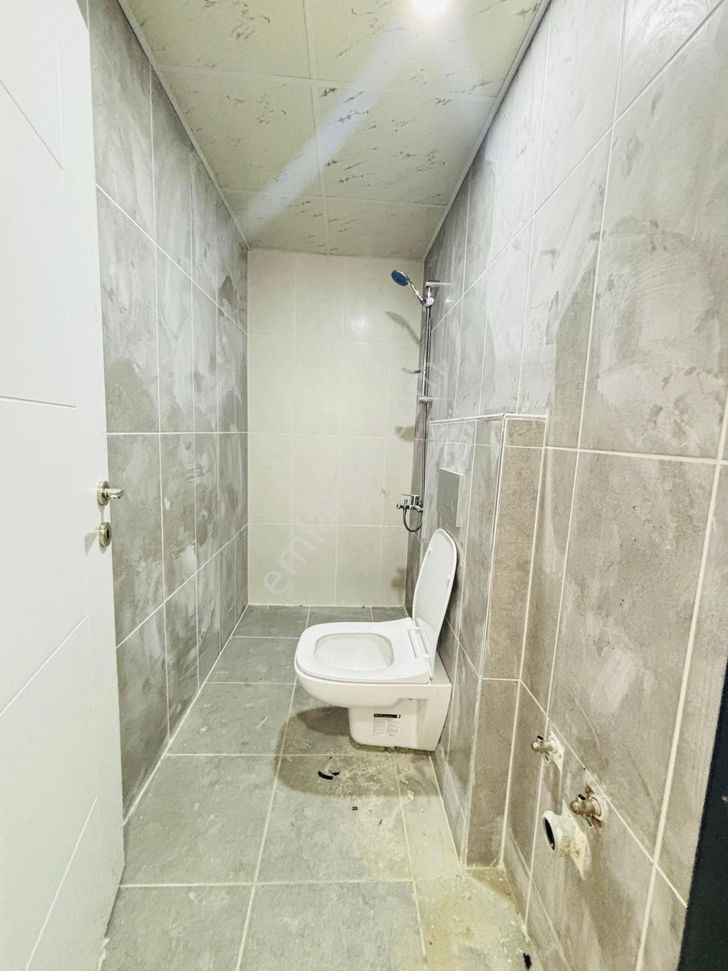 Güven'den Hızlı Tren Yanı Ebevyn Banyolu Arakat Ön Cephe 3+1 Ev! - Görsel 26