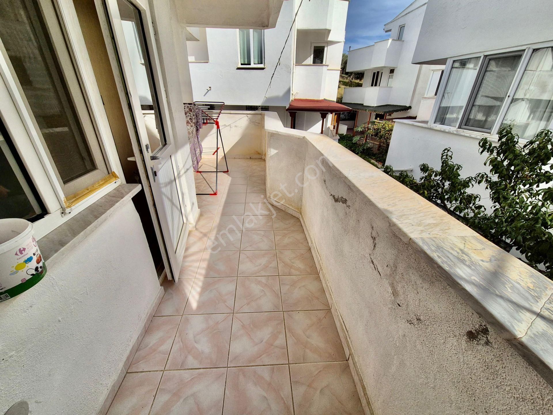 ▓tek Yetkili Karabuluttan Deniz Manzaralı & Bahçeli 4+1 Villa - Görsel 14