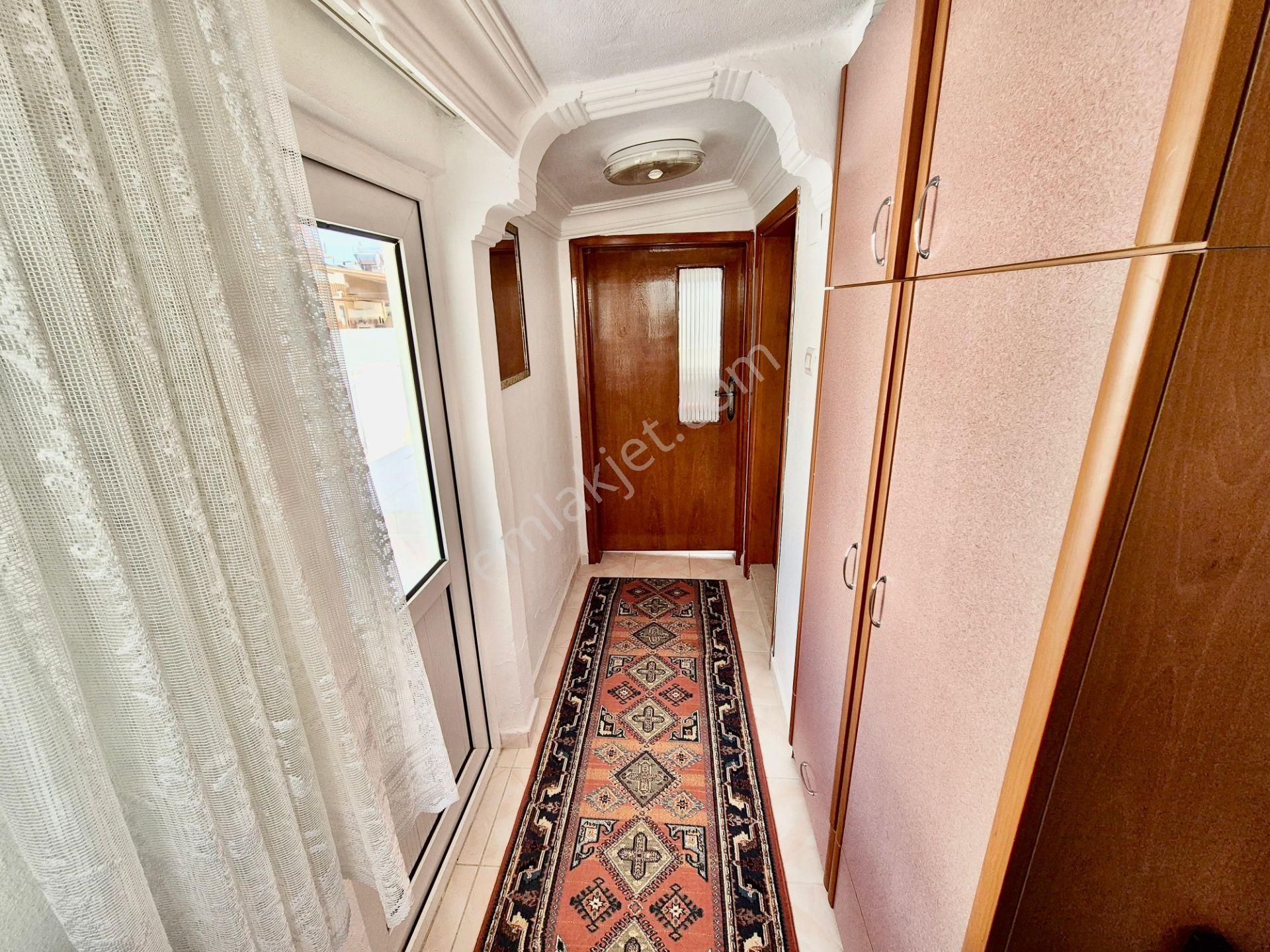 ▓tek Yetkili Karabuluttan Deniz Manzaralı & Bahçeli 4+1 Villa - Görsel 13