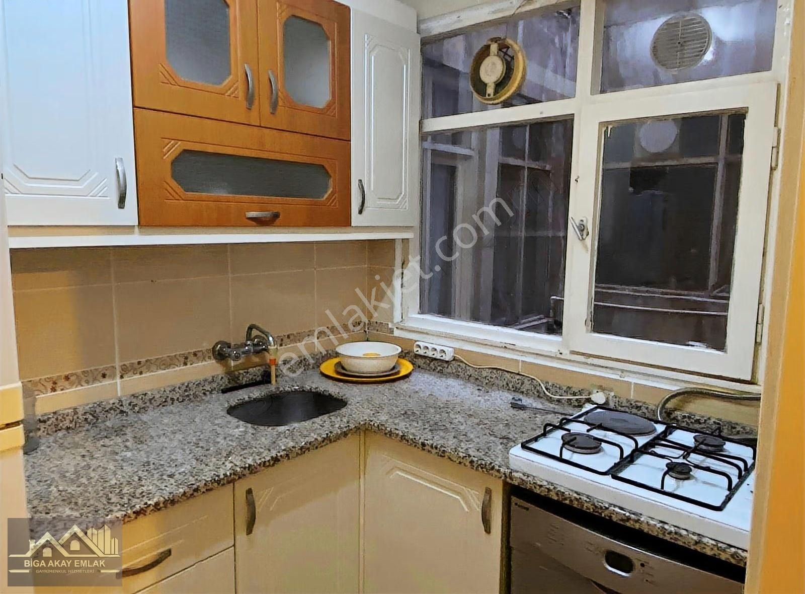 Üsküdar Bağlarbaşı Meydanda Eşyalı 2+1 Kiralık Daire - Görsel 6