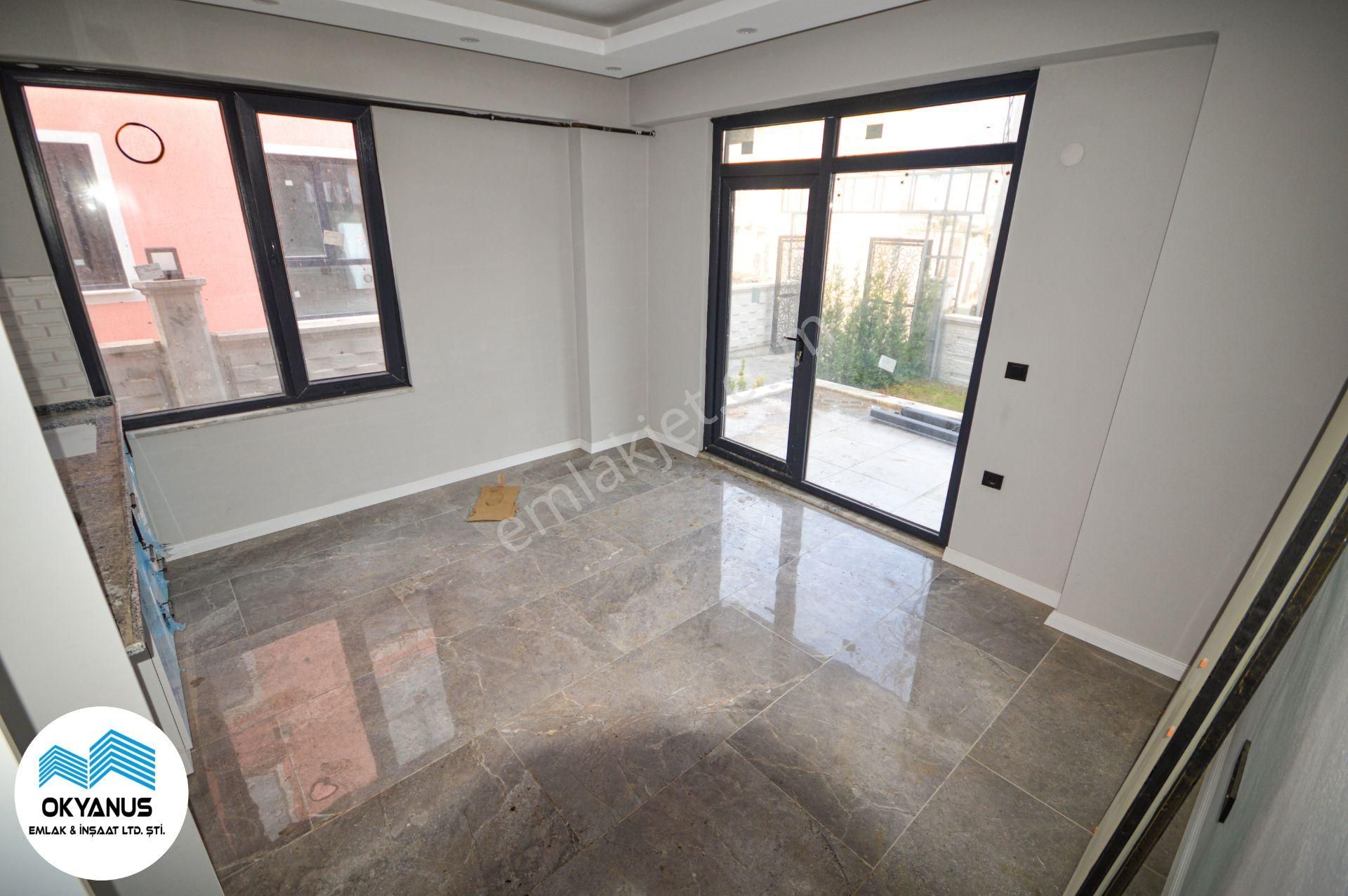 Karasuda Havuzlu Sitede Bahçe Kullanımlı 2+1 Satılık Sıfır Daire - Görsel 17