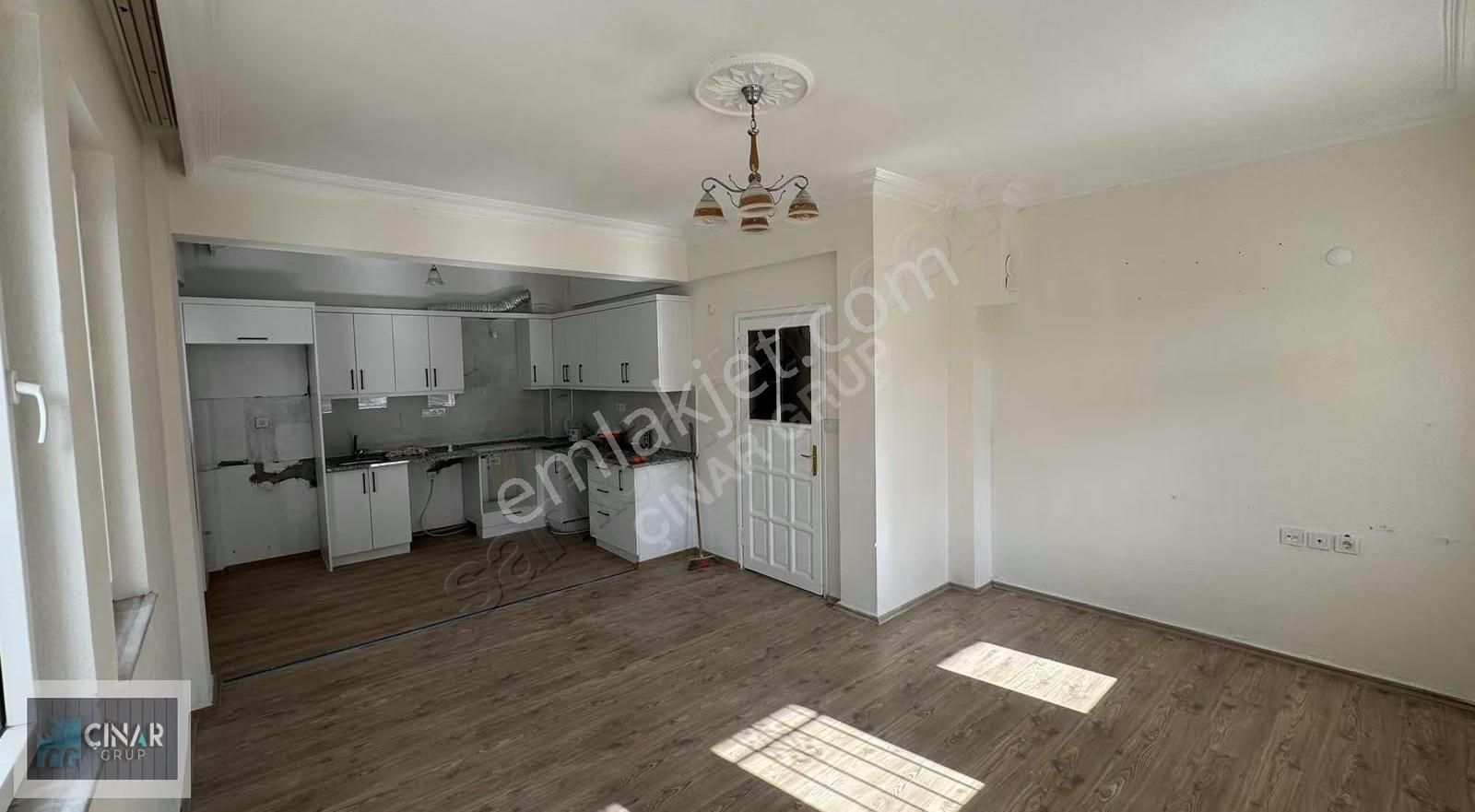 Taşyakada 3+1(avmyeçokyakın) Yenilenmiş Kiralık Daire