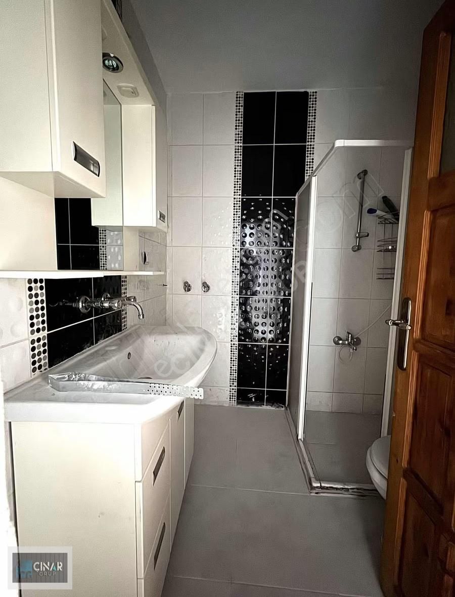 Tuzla Mahallesi Merkezi Lokasyonda Kiralık 2+1 Daire - Görsel 6