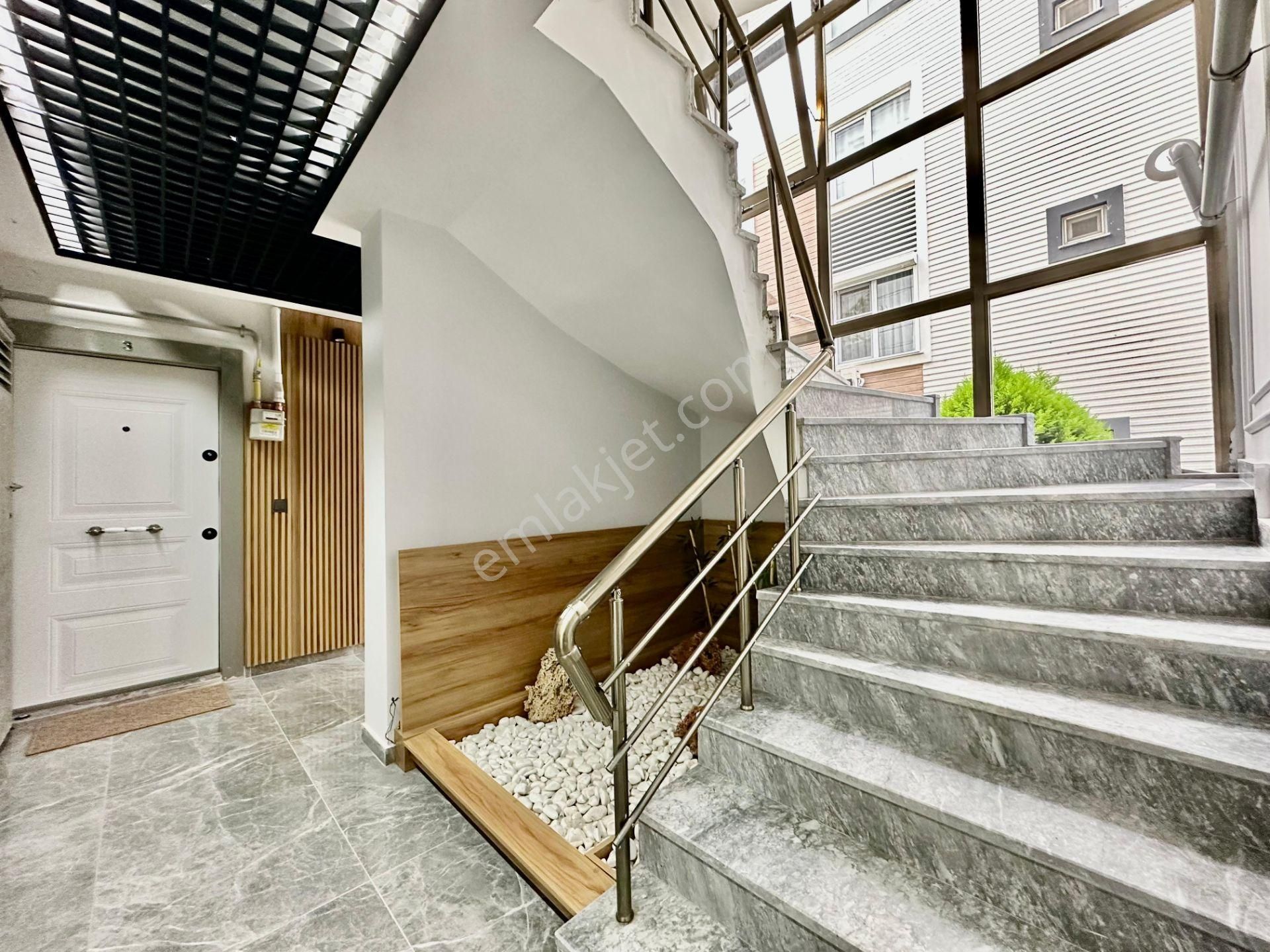 ꧁ay Emlaktan꧂akçay'da Muhteşem Konumlu Asansörlü Çift Banyolu Satılık 2+1 Şık Tasarım Dubleks Daire - Görsel 35