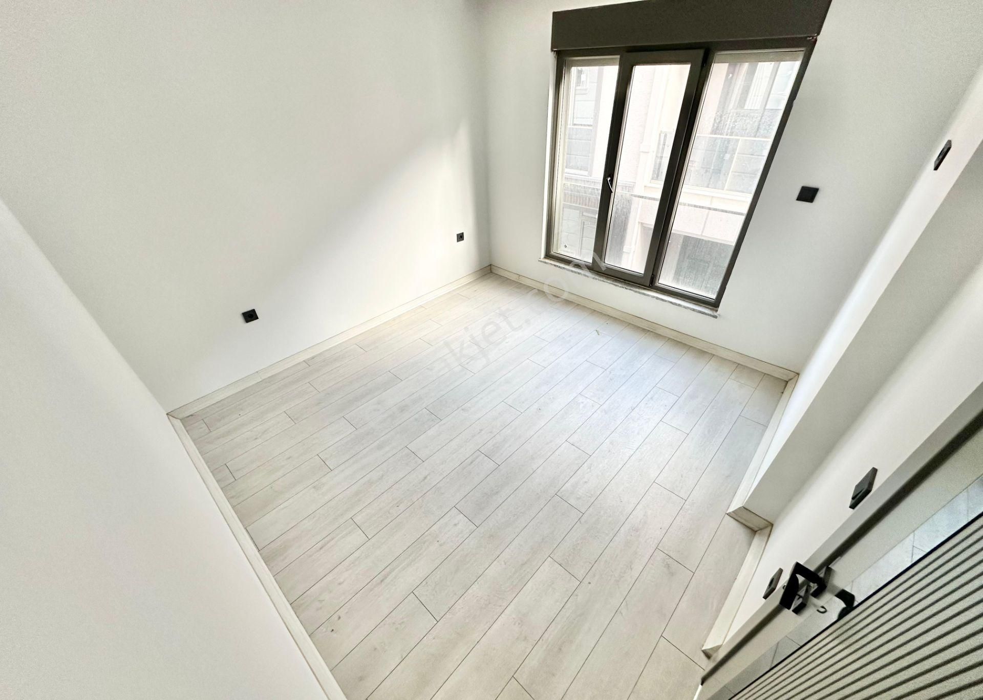 ꧁ay Emlaktan꧂akçay'da Muhteşem Konumlu Asansörlü Çift Banyolu Satılık 2+1 Şık Tasarım Dubleks Daire - Görsel 11