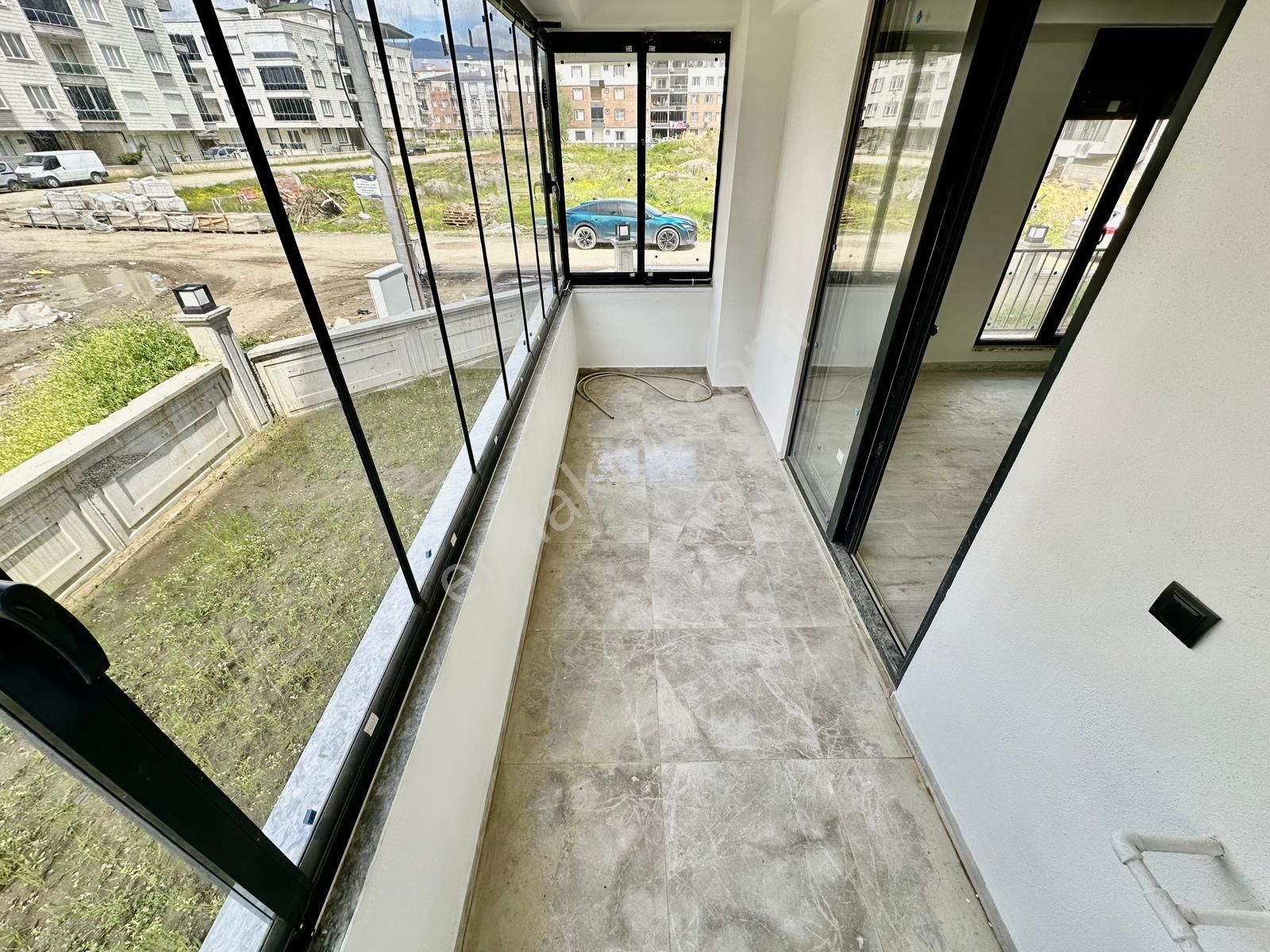 ꧁akçay Ay Emlak'tan꧂akçay'da Kapalı Otoparklı Denize Yakın Müstakil Tadında Satılık 2+1 Daire - Görsel 25