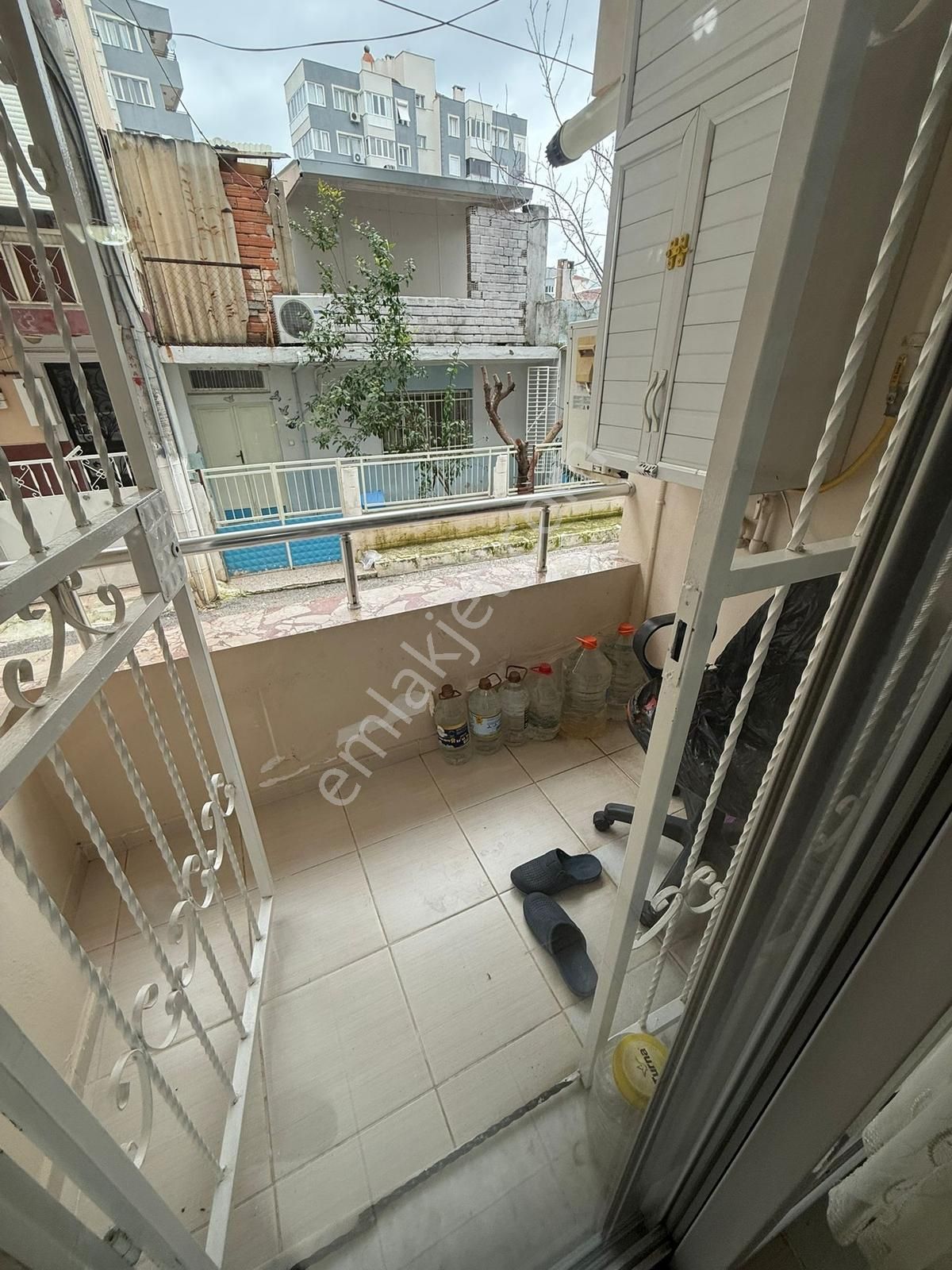 Emin'den Gazi Mahallesi Yüksek Giriş 30 M2 Bahçeli Daire - Görsel 14