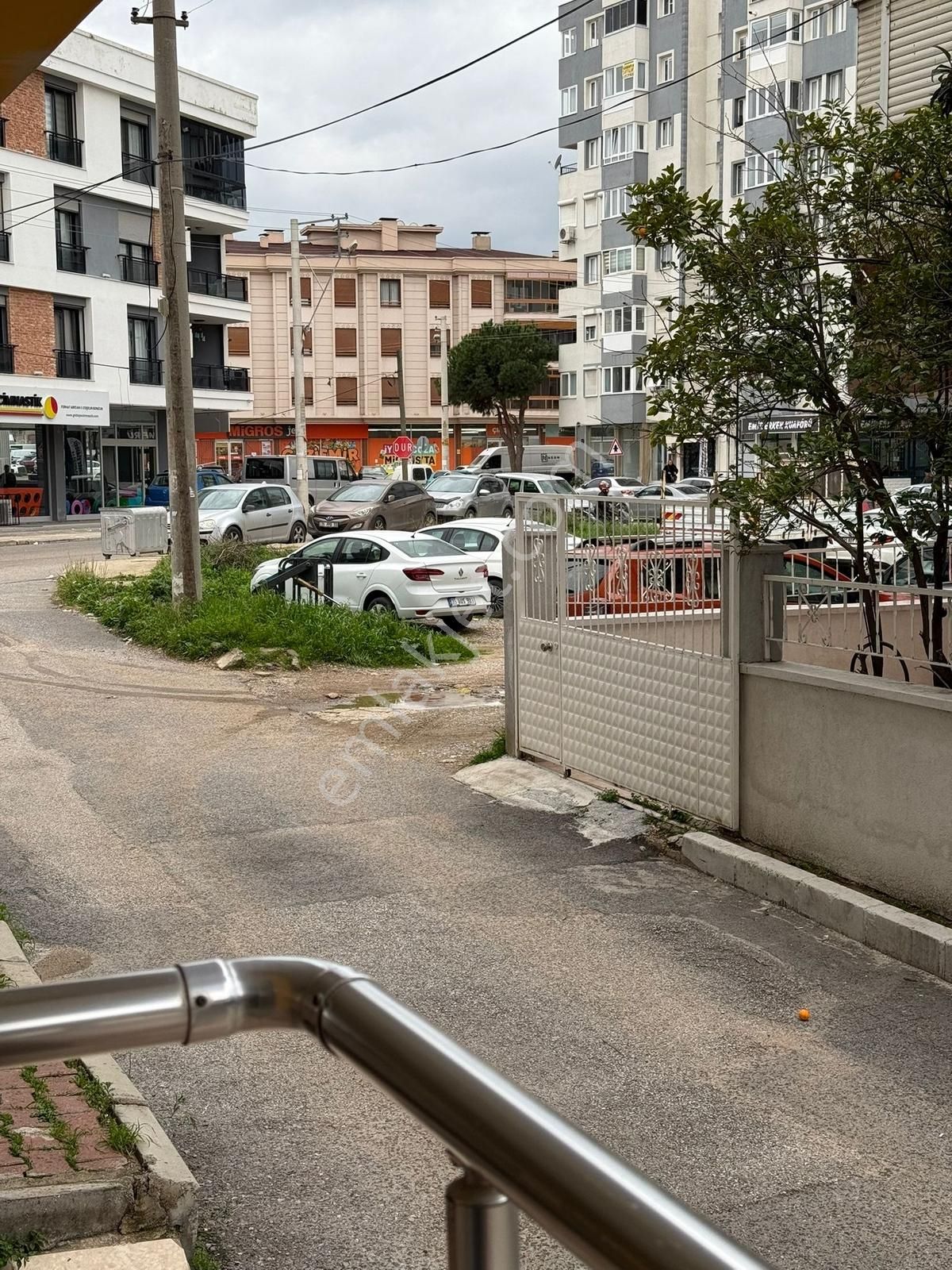 Emin'den Gazi Mahallesi Yüksek Giriş 30 M2 Bahçeli Daire - Görsel 13