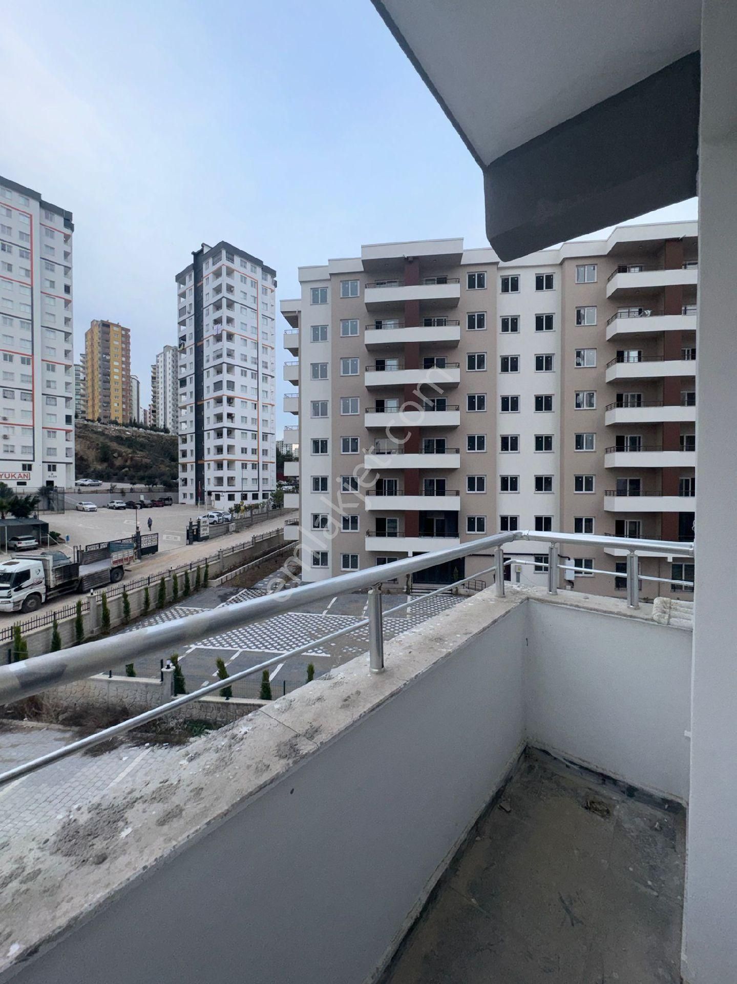 Gültepede Hasarsız İskanlı 2. Kat Köşe Daire - Görsel 14