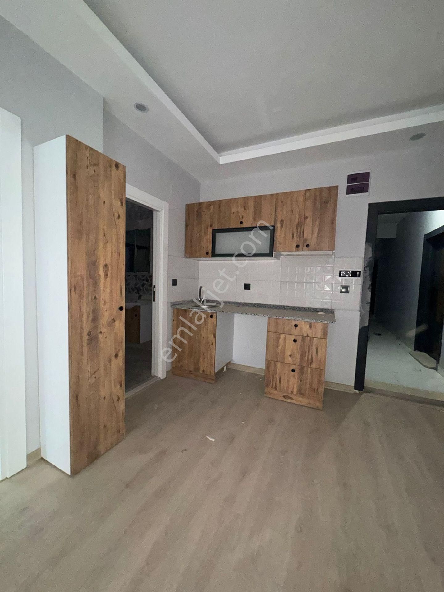 Gültepede Hasarsız İskanlı 2. Kat Köşe Daire - Görsel 13