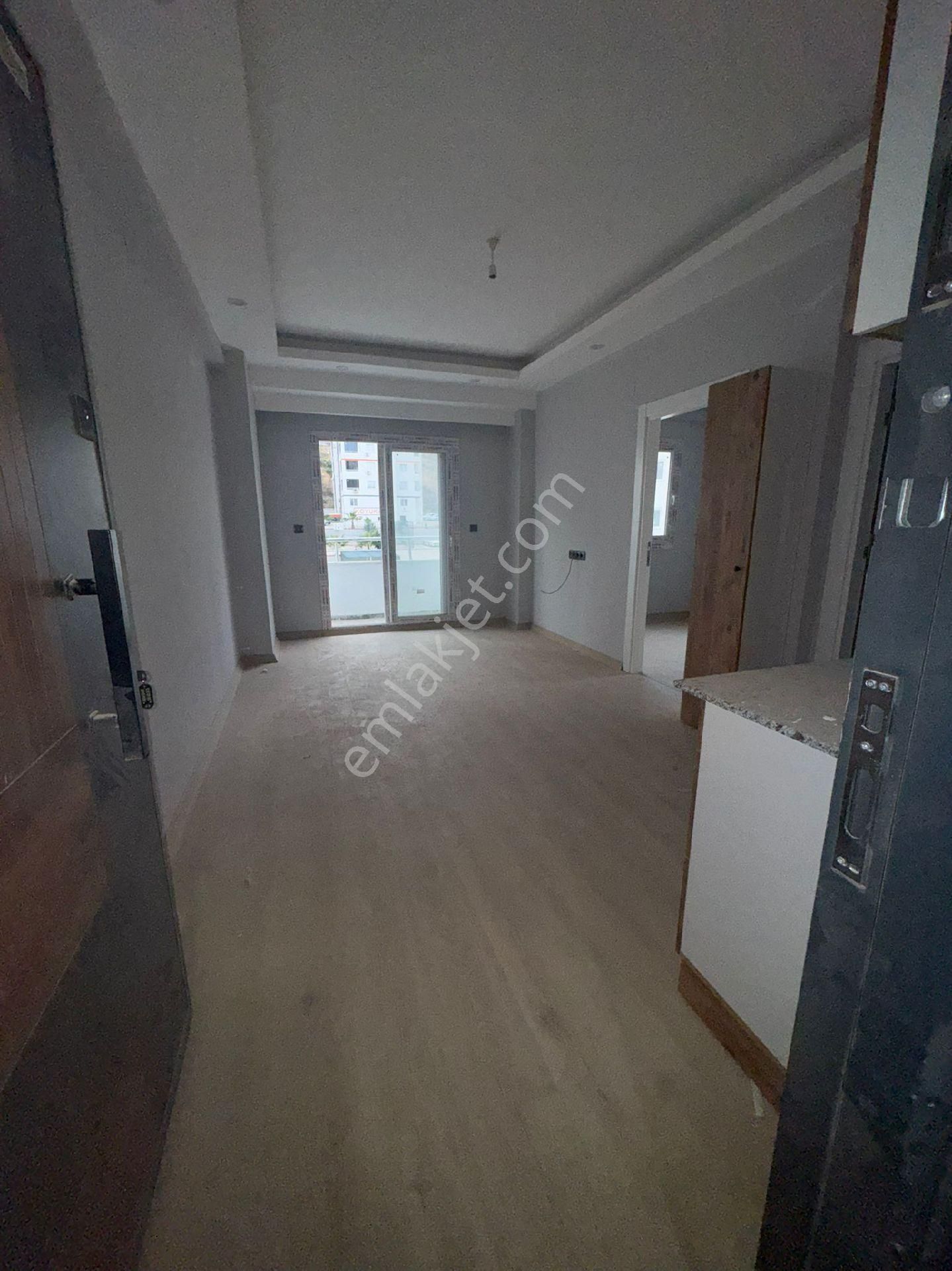 Gültepede Hasarsız İskanlı 2. Kat Köşe Daire - Görsel 4