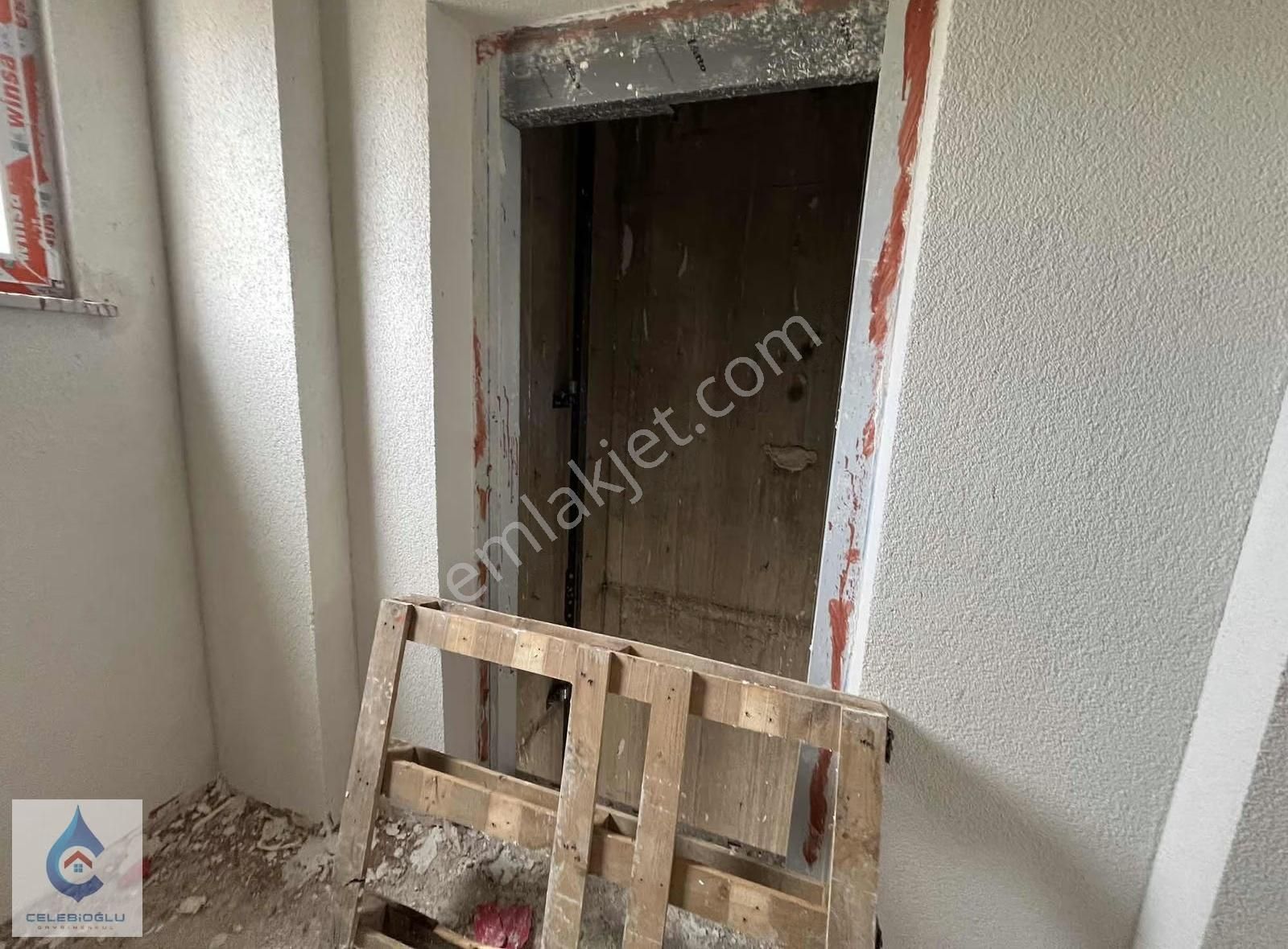 Rahmi Dibek Cadde Üzeri Satılık 3+1 Lüks Arakat Daireler - Görsel 19