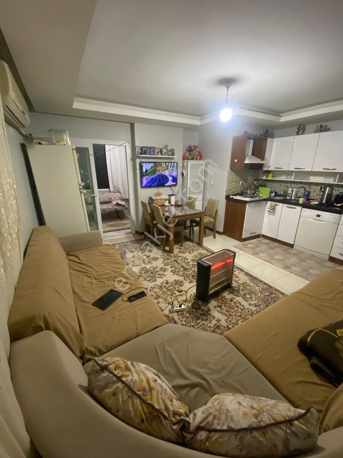 3ev Emlak'tan Yeşiloba Mh. Oto Cetner Batı Trf 3+1 Satılık Daire