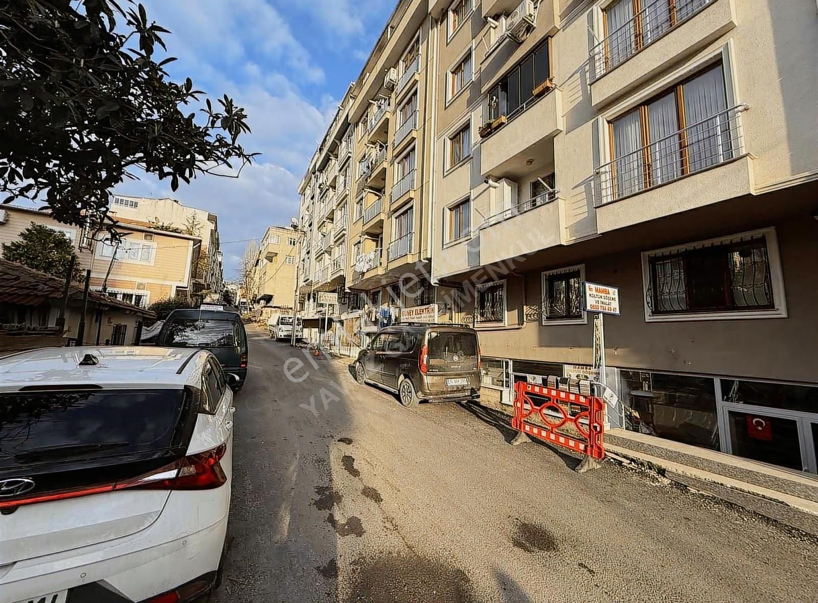 Akşemsettin Cad.net 130 M2 Krediye Uygun Kat Mülkiyetli Dükkan - Görsel 2