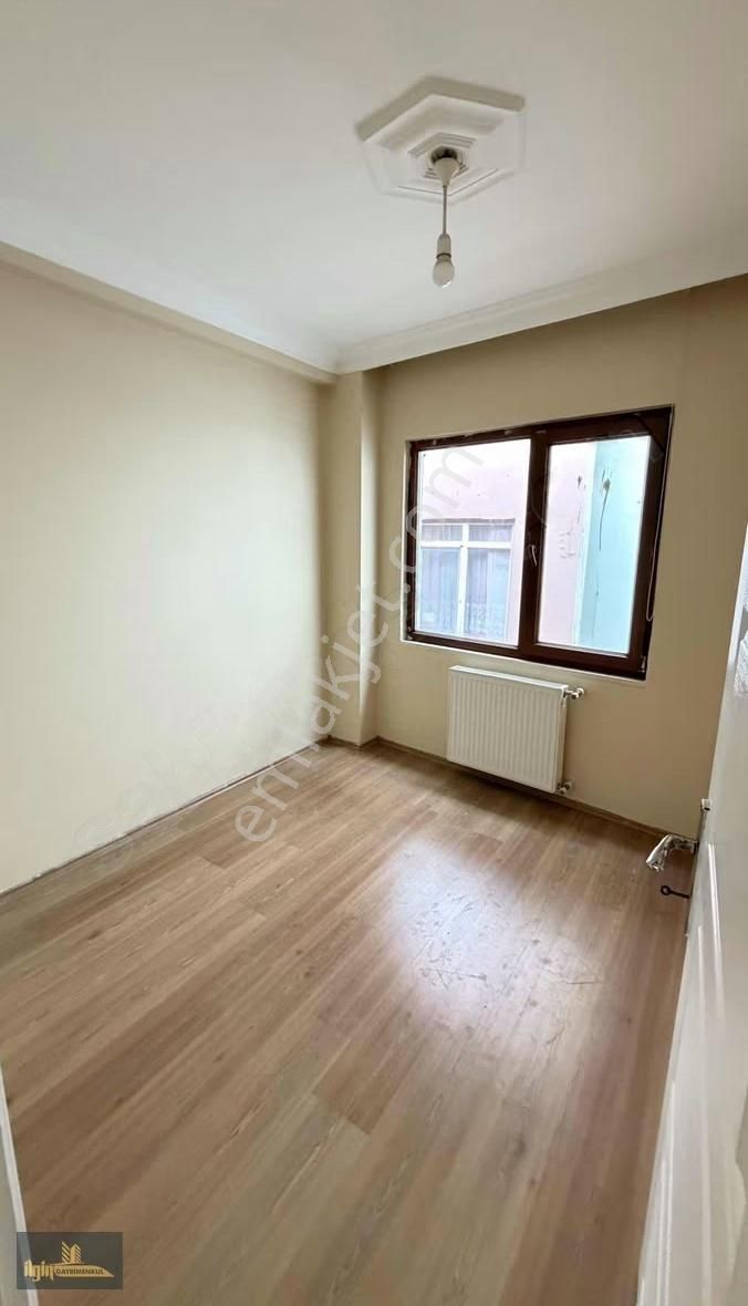 Yalova Merkezde 13 Yıllık Binada Satılık 2+1 Daire - Görsel 2