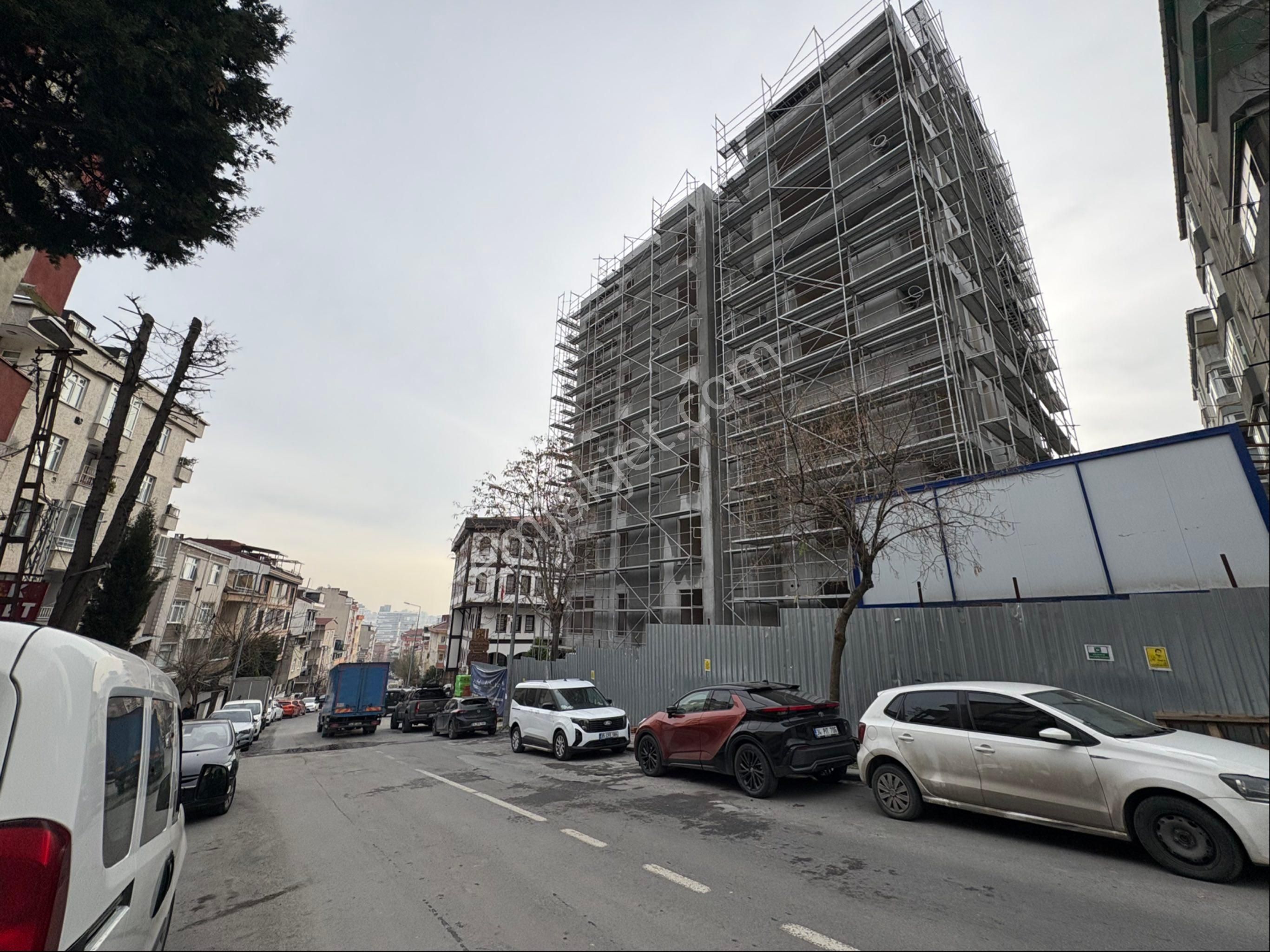Küçükçekmece'de Projeden 24 Ay Vadeli Ödeme Avantajlı 2+1 55m² - Görsel 32