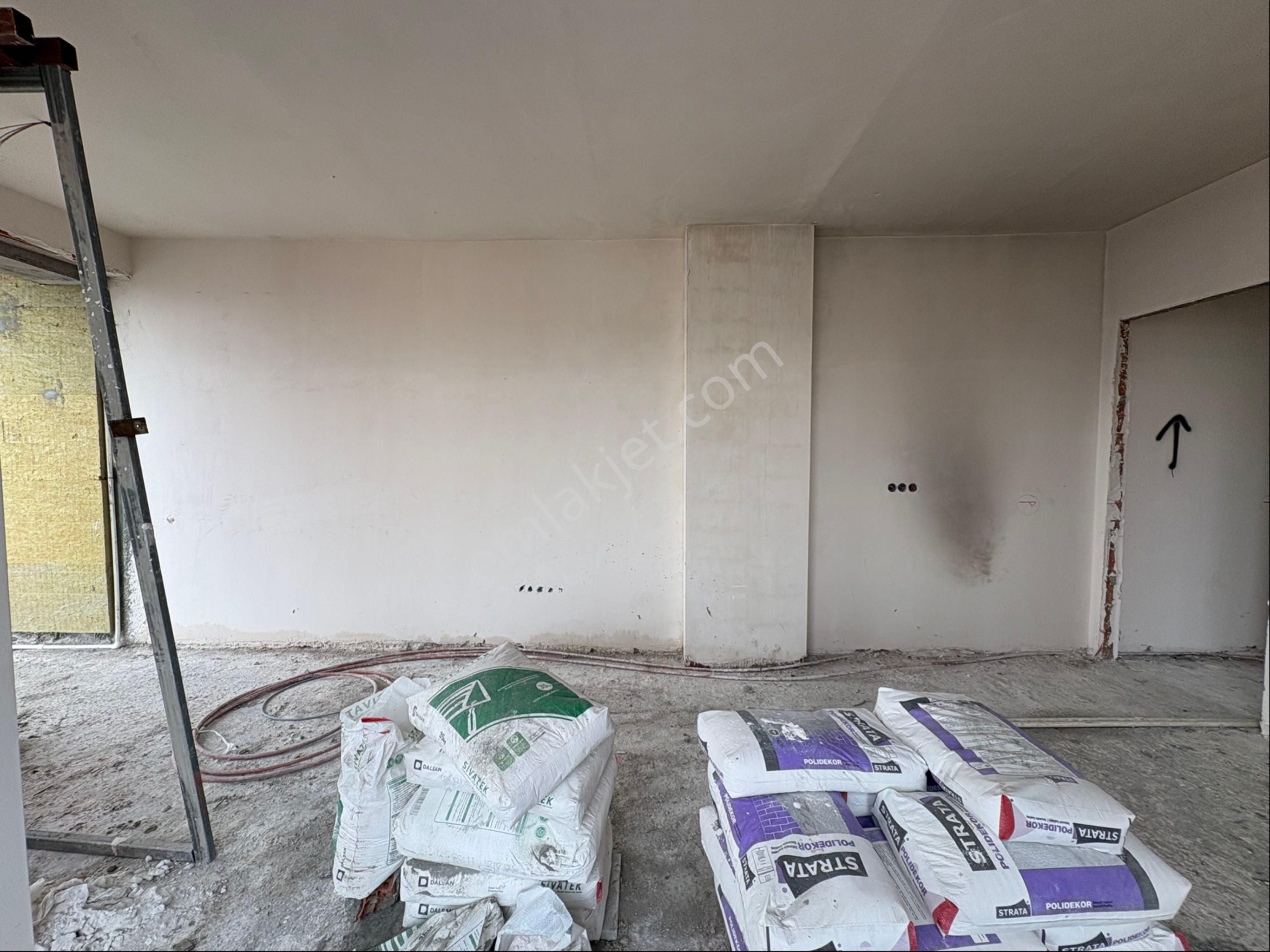 Küçükçekmece'de Projeden 24 Ay Vadeli Ödeme Avantajlı 2+1 55m² - Görsel 16