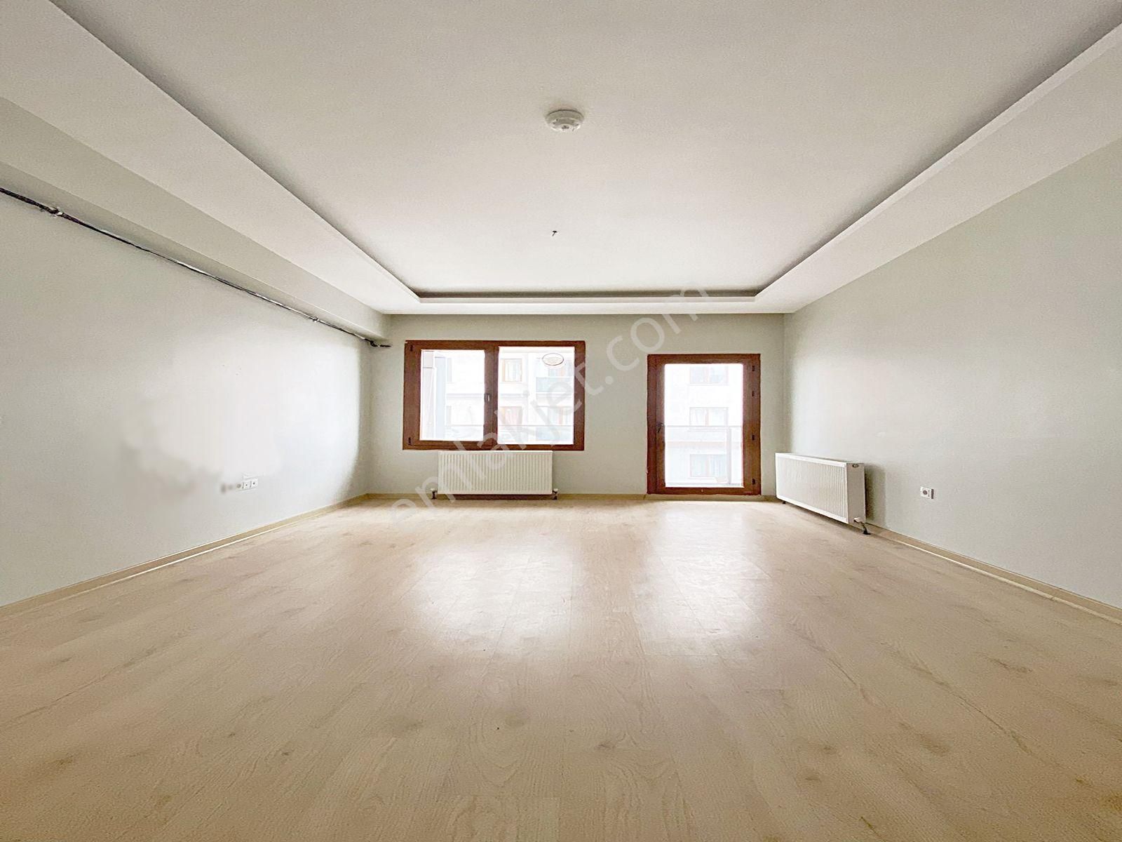 Cadde34'den Devlet Hastanesinin Dibinde Aile Oturumuna Uygun Otoparklı Sitede 2+1 Satılık Daire - Görsel 7