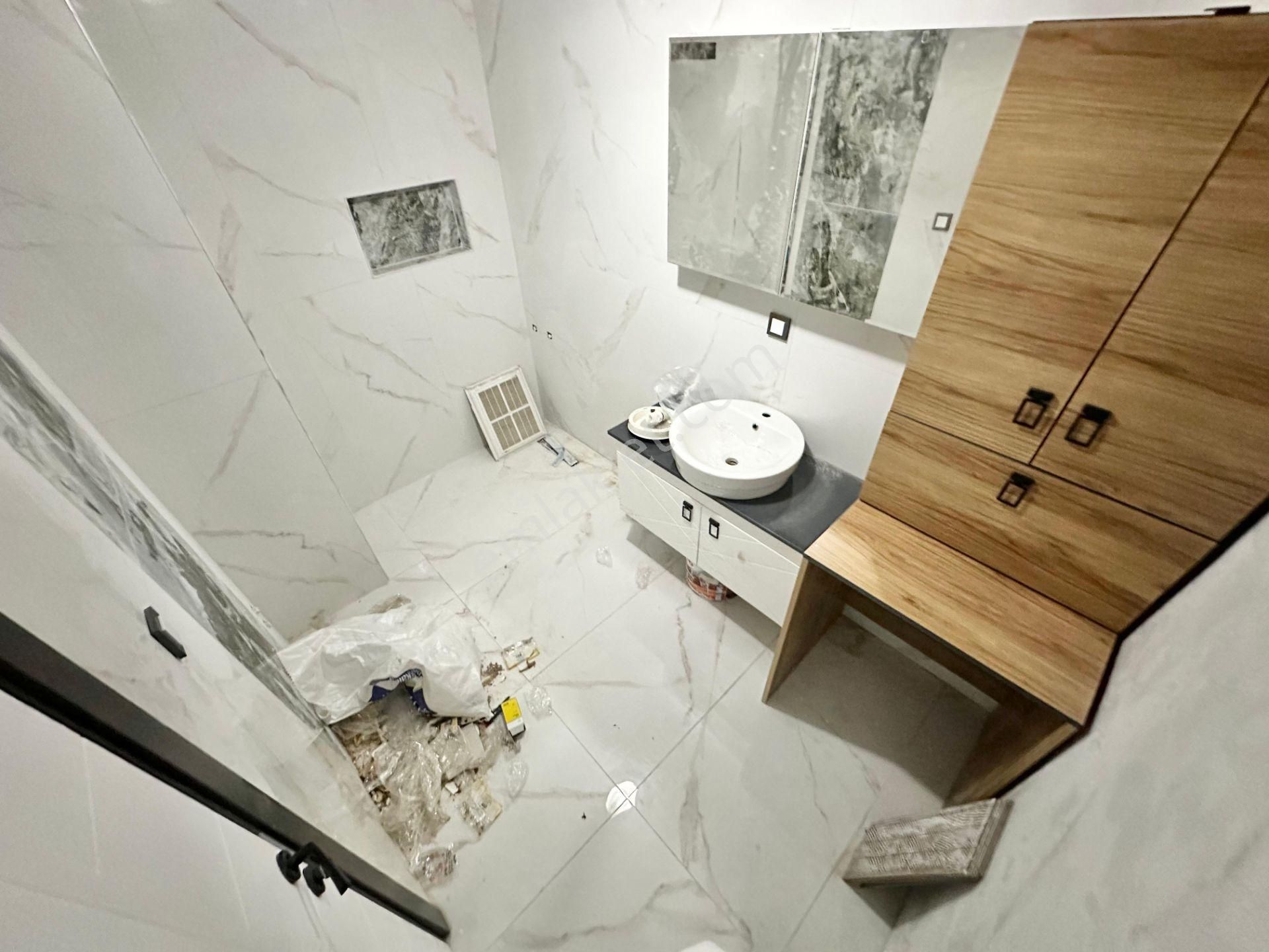 ꧁ay Emlaktan꧂akçay'da Denize Yakın Arakat Ön Cephe 3+1 Lüx Daire - Görsel 19