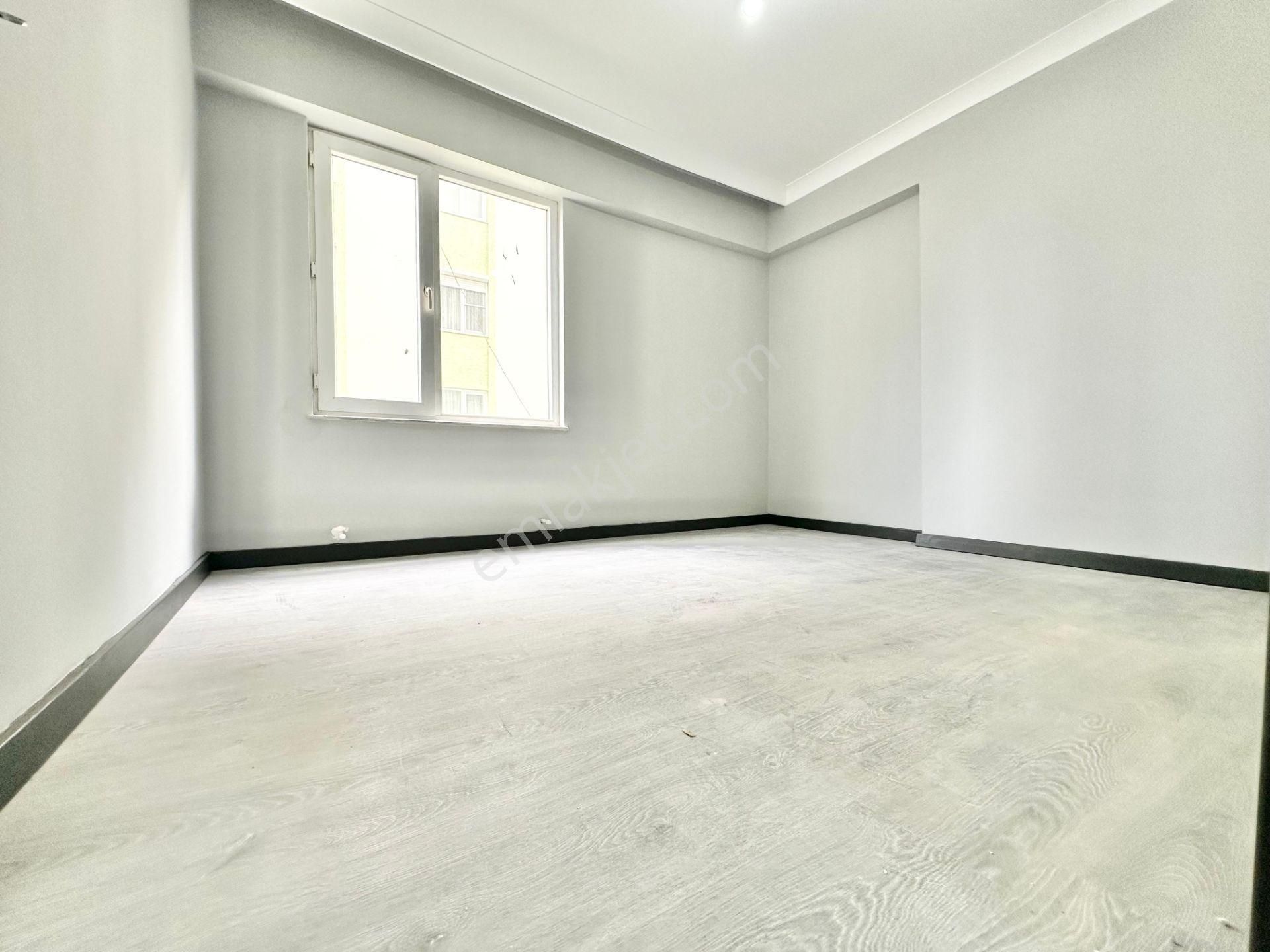 ꧁ay Emlaktan꧂akçay'da Denize Yakın Arakat Ön Cephe 3+1 Lüx Daire - Görsel 23